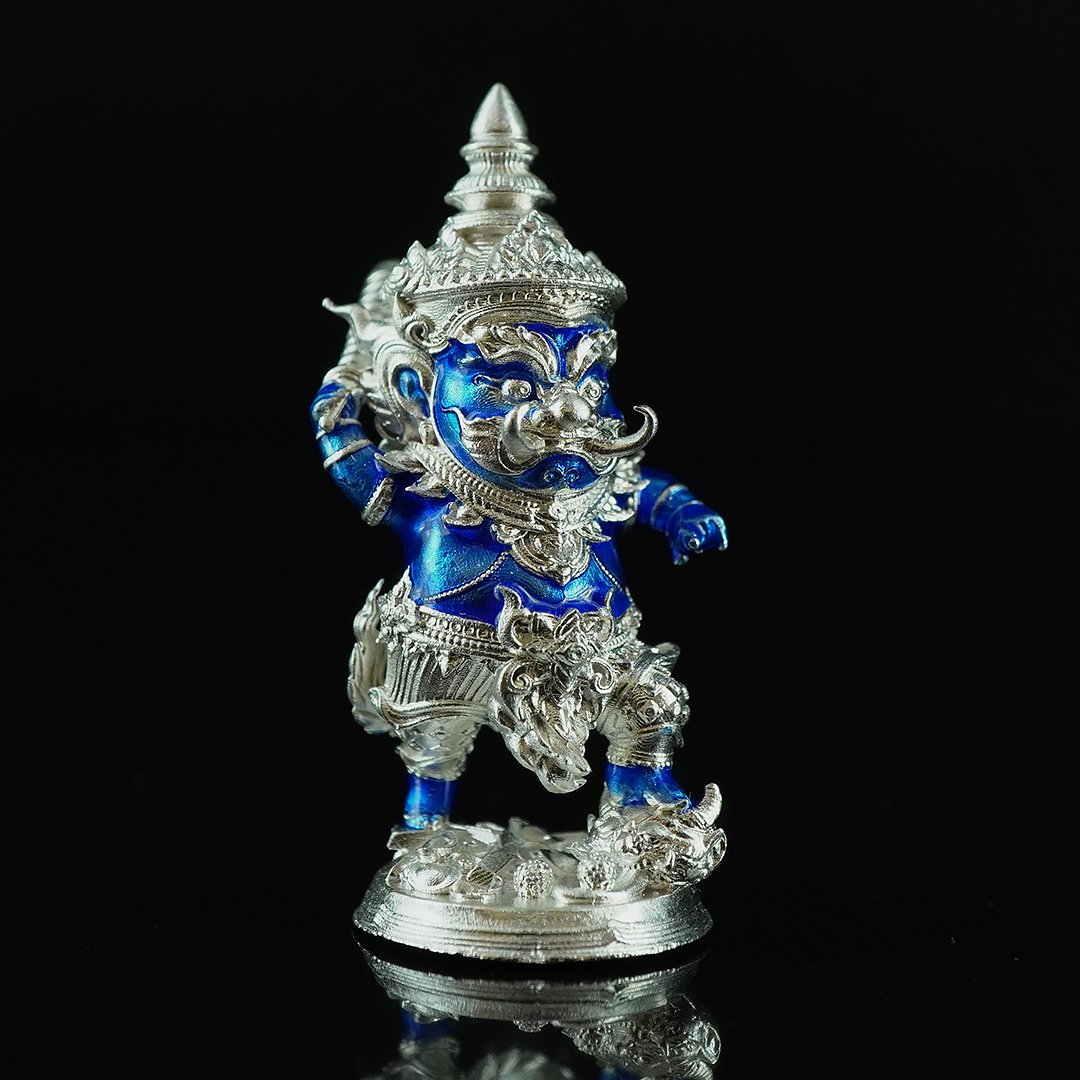 กุเวรน้อย รุ่นชนะมารบันดาลทรัพย์ เนื้อบรอนซ์ชุบเงินลงยาน้ำเงิน