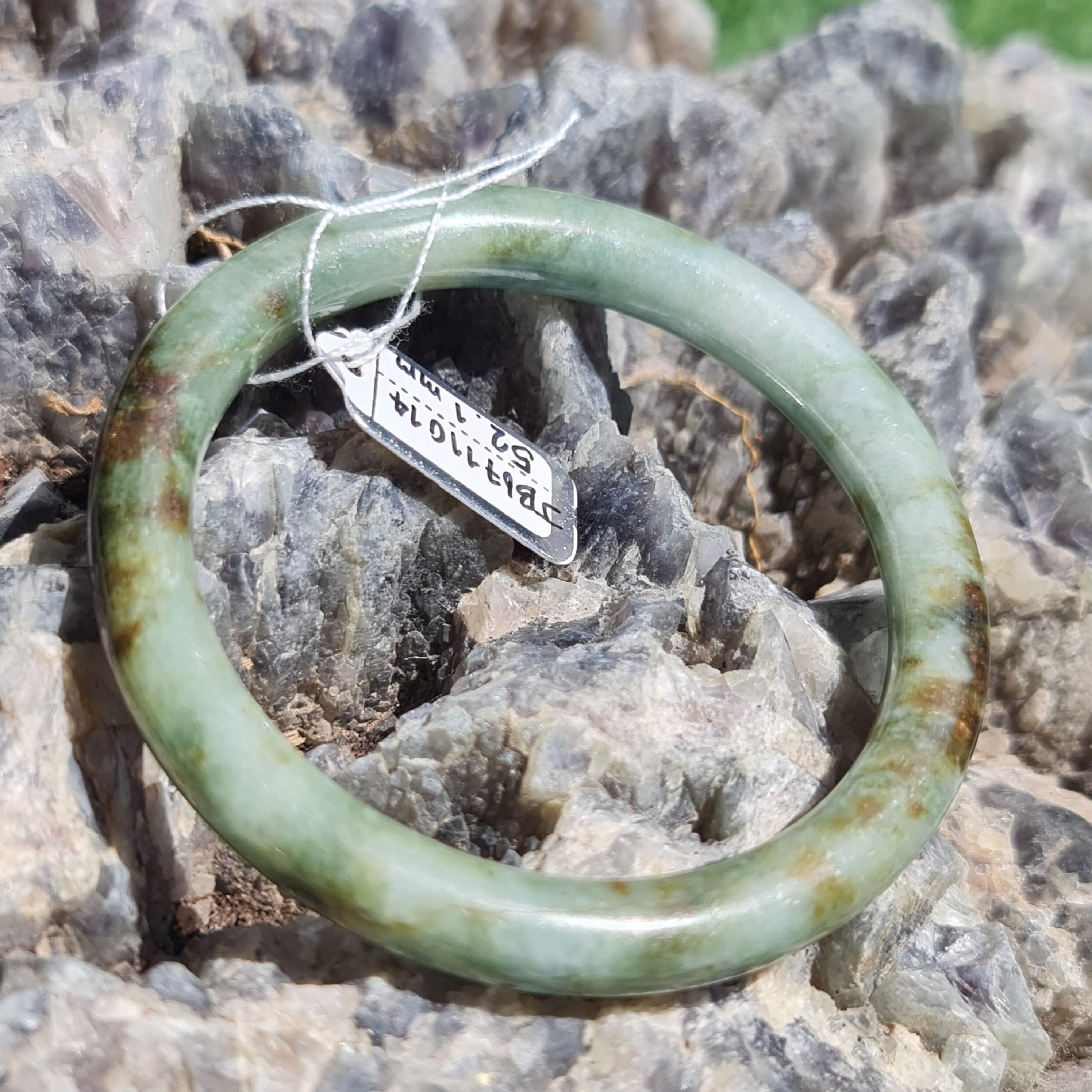 JB6711014 หยก พม่า แท้ Jade กำไลหยก 52.1 มม. (Jadeite bracelet) พม่า (Myanmar)