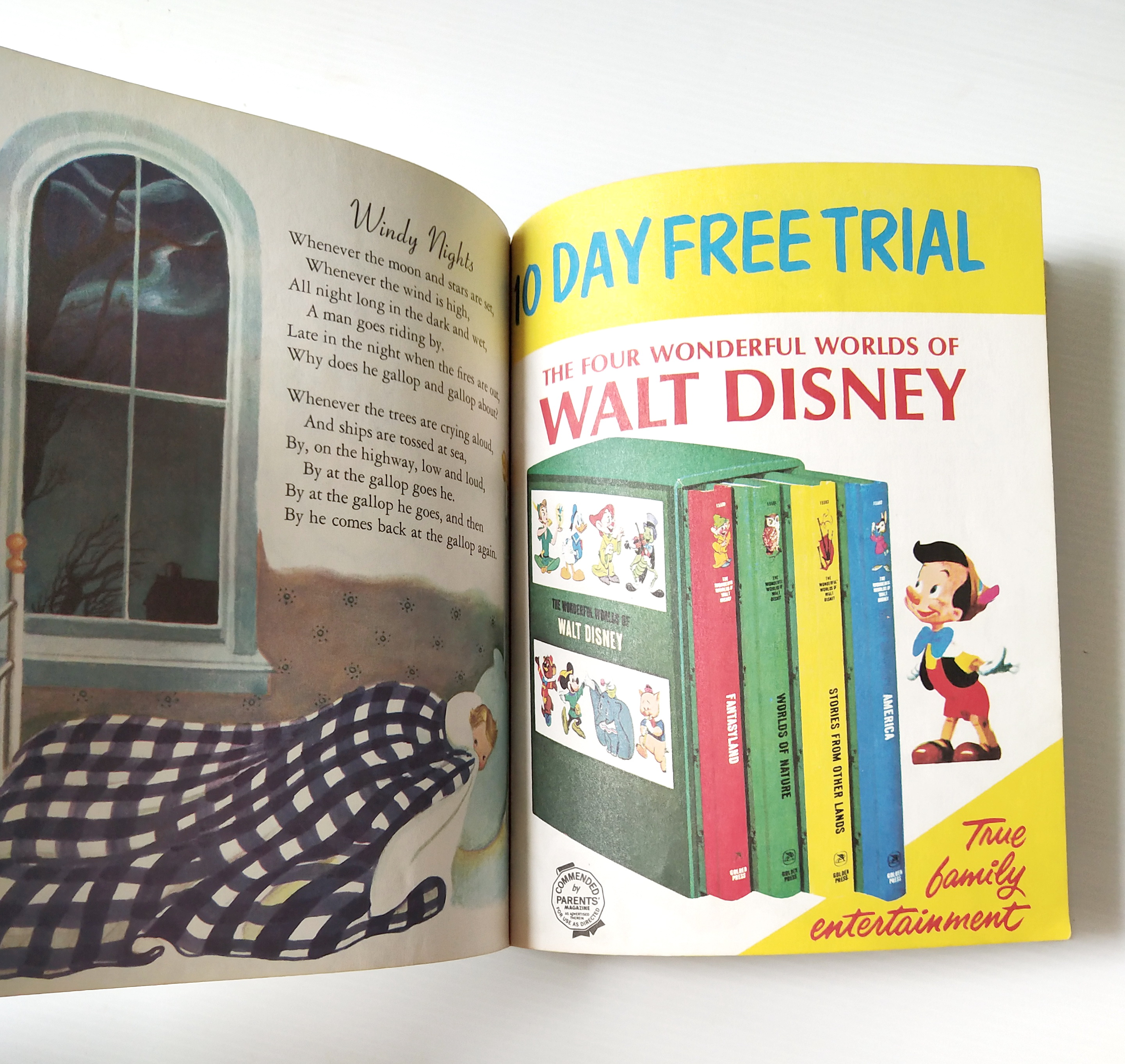 หนังสือภาพสวย **มีตำหนิ โปรดตรวจสอบทุกภาพ ฉบับภาษาอังกฤษ A little golden book, A child's Garden of Verses โดย Robert Louise Stevenson selected and Illustrated by Eloise Wilkin