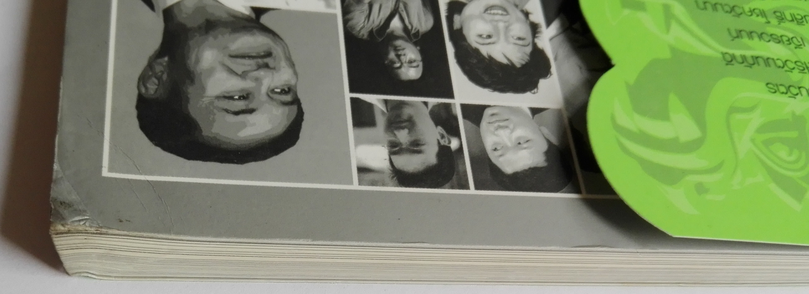 หนังสือแนวบริหารธุรกิจ**มีตำหนิตามภาพ "7 มังกร 20 ทายาทผู้กุมประเทศไทย" โดย ธันยวัชร์ ไชยตระกูลและเรียบเรียงโดย กองบรรณาธิการ Thaicoon มังกร:ทักษิณ ชินวัตร เจริญ สิริวัฒนภักดิ์ ธนินท์ เจียรวนนท์ บุณยสิทธิ์ โชควัฒนา ชิน-ชาตรี โสภณพนิช บัญชา-บัณฑู