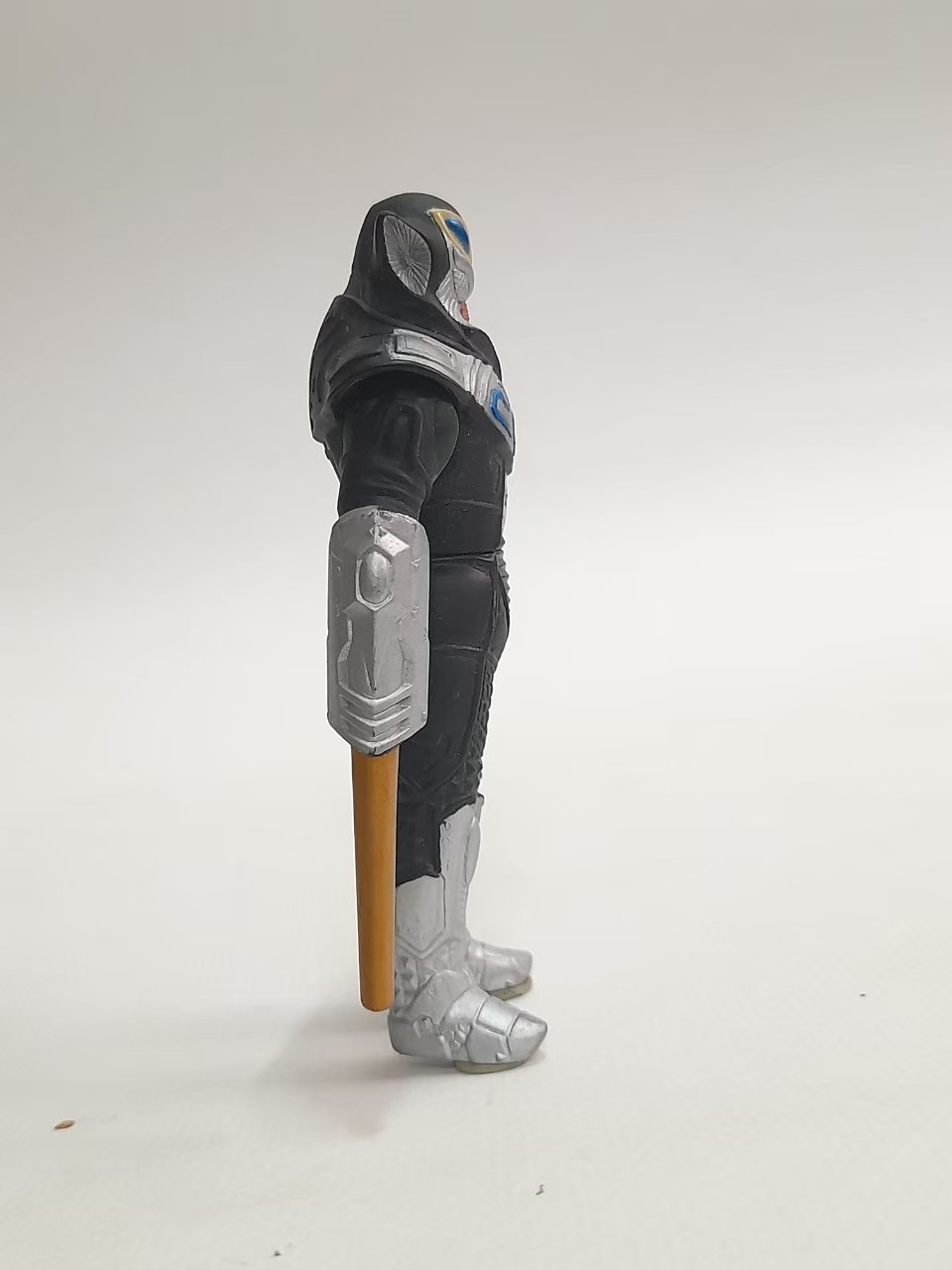 ซอฟ 4 นิ้ว สัตว์ประหลาด อาเมอร์เมฟิรัส จาก อุลตร้ามอนสเตอร์ ขนาดตามรูปมือสองสภาพดีมีรอยบ้าง มีปั๊ม