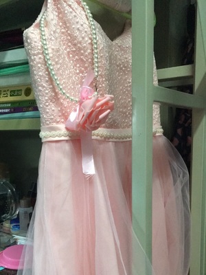 ชุดราตรีสั้น ชุดเพื่อนเจ้าสาว กระโปรงตาข่าย มีหลายแบบ สีชมพู (เชือกผูกหลัง)