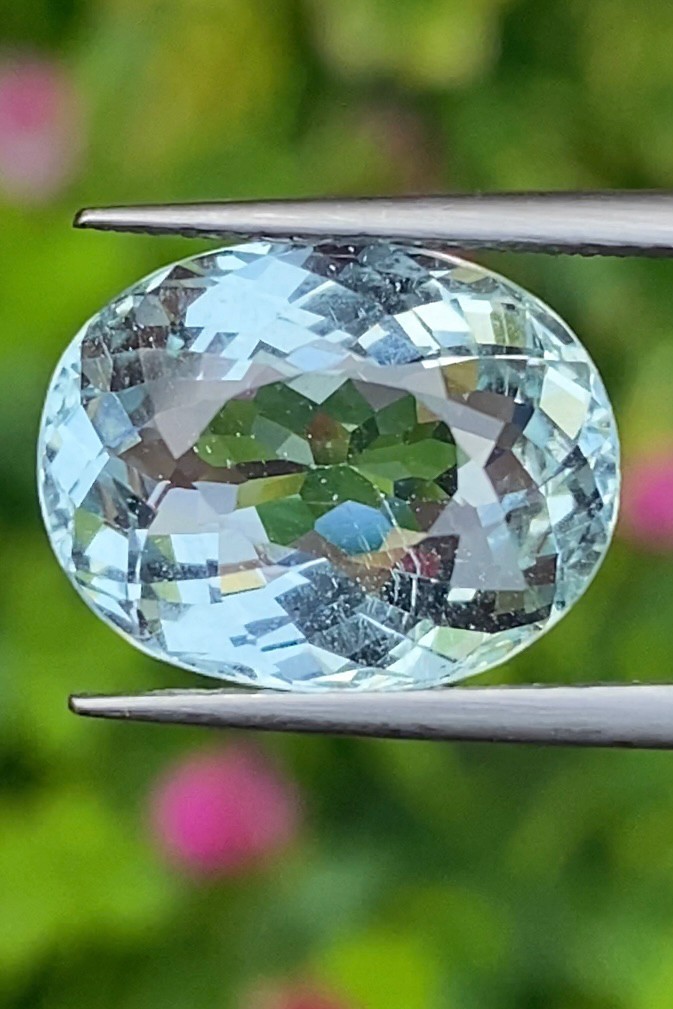 พลอย อความารีน Aquamarine 6.02 กะรัต (Cts.) พลอยแท้ อัญมณีมงคลประจําวันเกิด เครื่องประดับพลอย