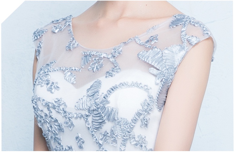 Pre-order ชุดราตรียาวแขนกุด ปักดิ้นเป็นลาย เรียบหรู เชือกผูกหลัง