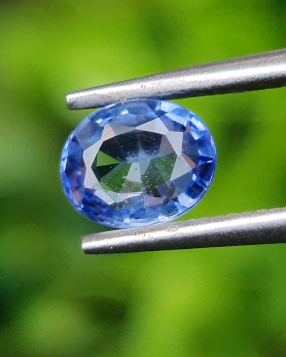 พลอย ไพลิน blue sapphire 0.95 กะรัต (Cts.) พลอยแท้ อัญมณีมงคลประจําวันเกิด เครื่องประดับพลอย