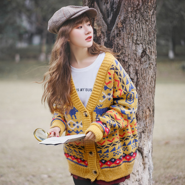 CARDIGAN เสื้อคลุมไหมพรมคอวี ผ้าหนานุ่มถักลายวินเทจ (12271B)