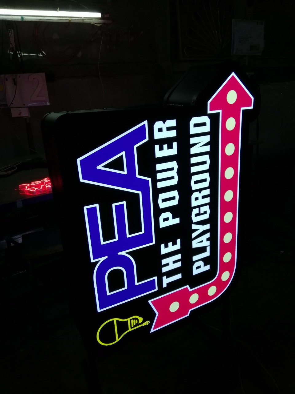 งานป้ายกล่องไฟ