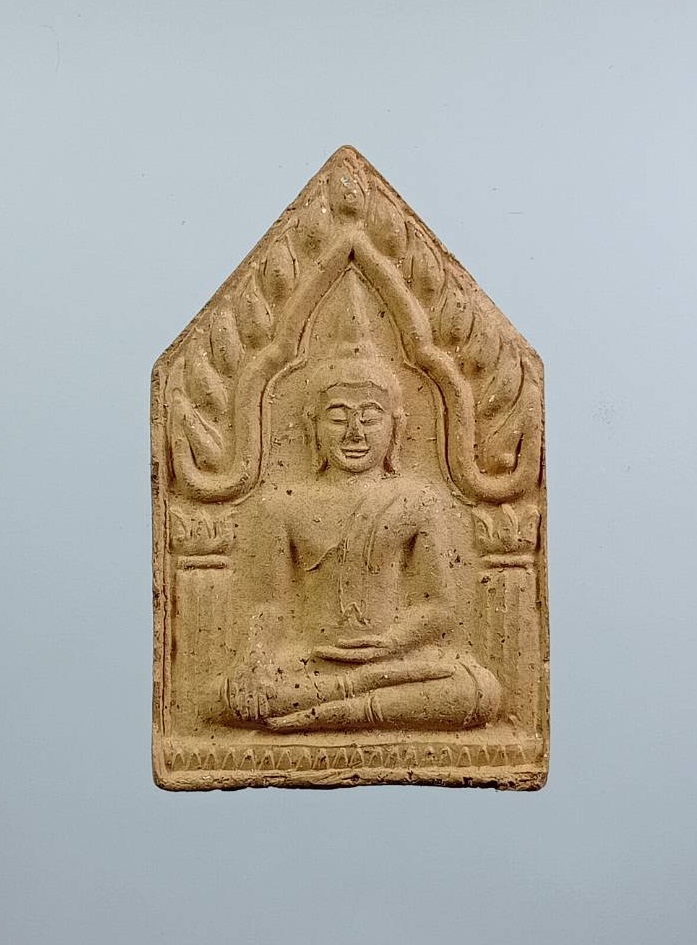 ผ3120 พระขุนแผน หลังยันต์ ไม่ทราบที่ครับ