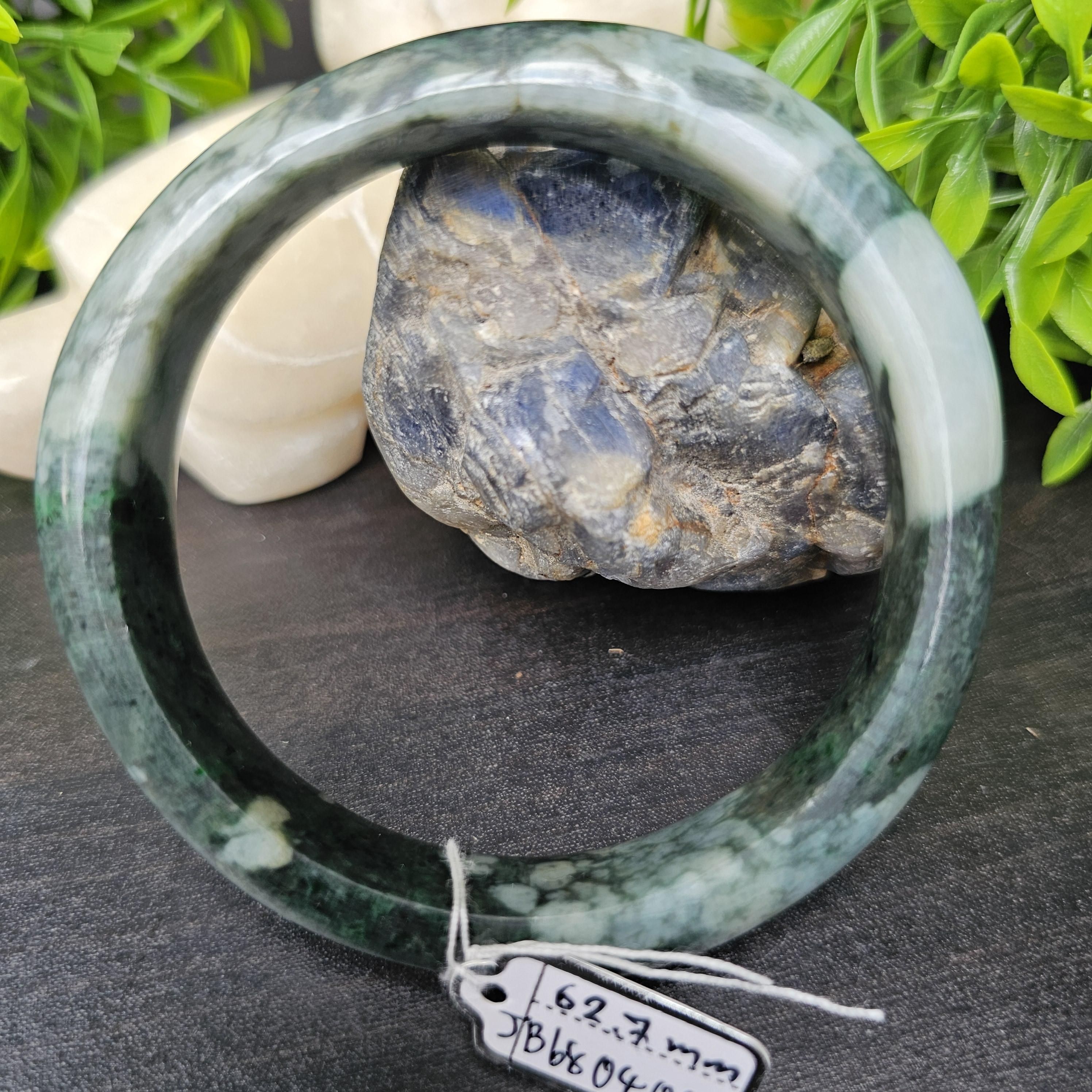 JB6804042 หยก พม่า แท้ Jade กำไลหยก 62.7 มม. (Jadeite bracelet) พม่า (Myanmar)