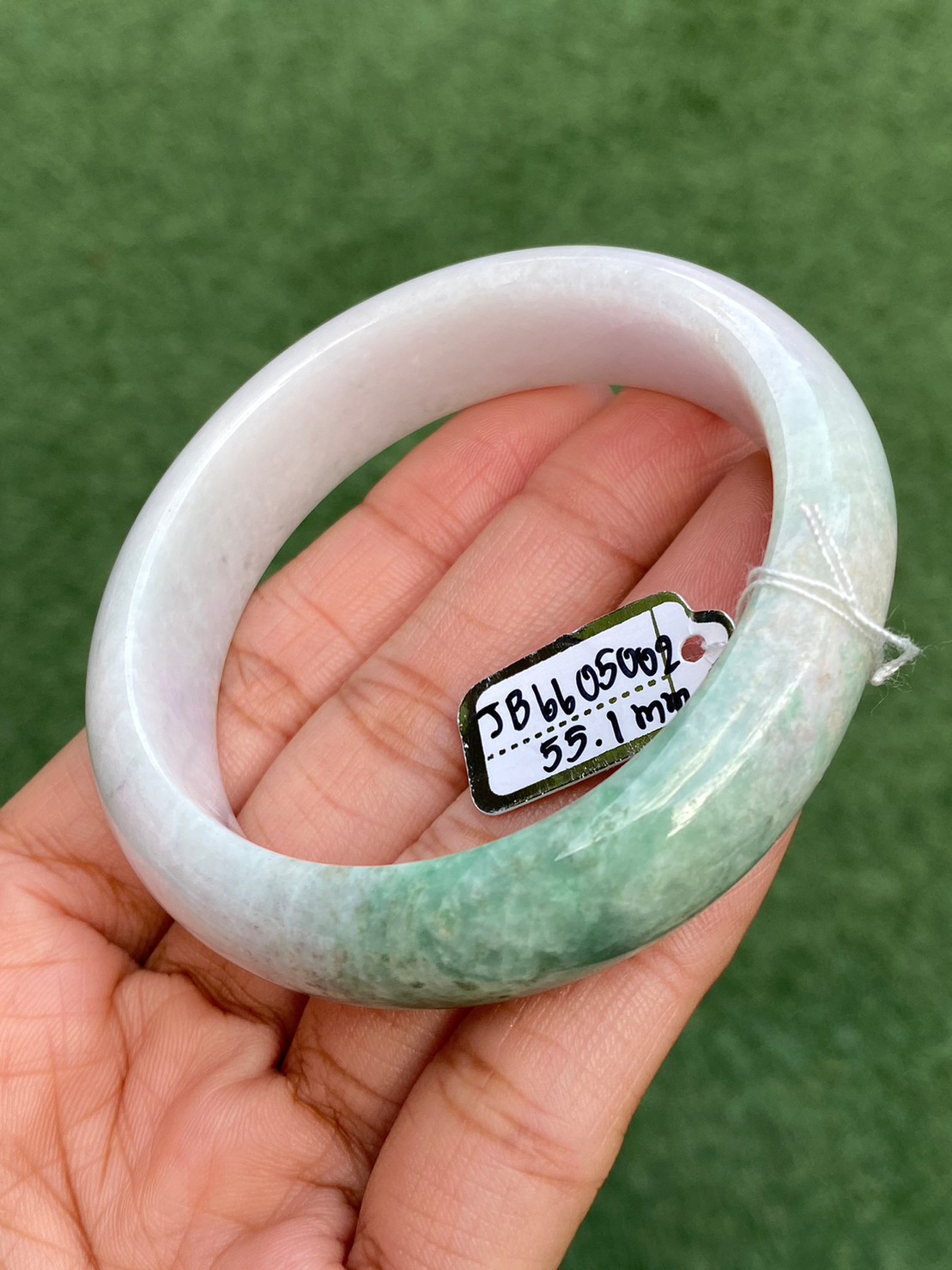 JB6605002 หยก พม่า แท้ Jade กำไลหยก (Jadeite bracelet) พม่า (Myanmar) 55.1 มม.