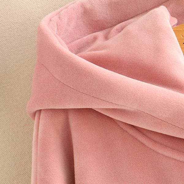 เสื้อสเวตเตอร์กำมะหยี่เต็มตัว ปักลายหมี มีฮู้ดแต่งหูน่ารัก (12354LM)