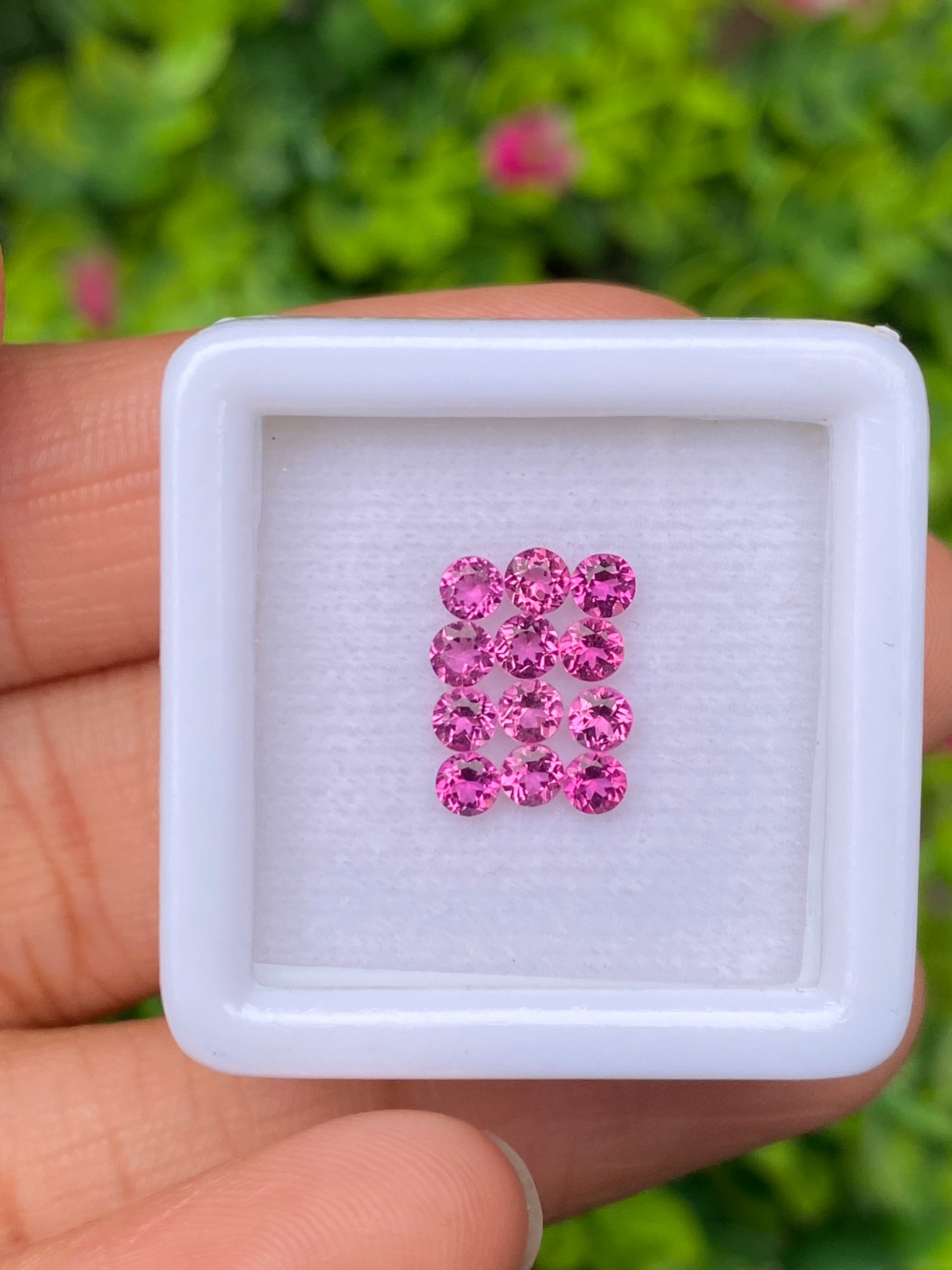 พลอย ทัวร์มาลีน Tourmaline 0.91 กะรัต (Cts.) 12 เม็ด พลอยแท้ อัญมณีมงคลประจําวันเกิด เครื่องประดับพลอย