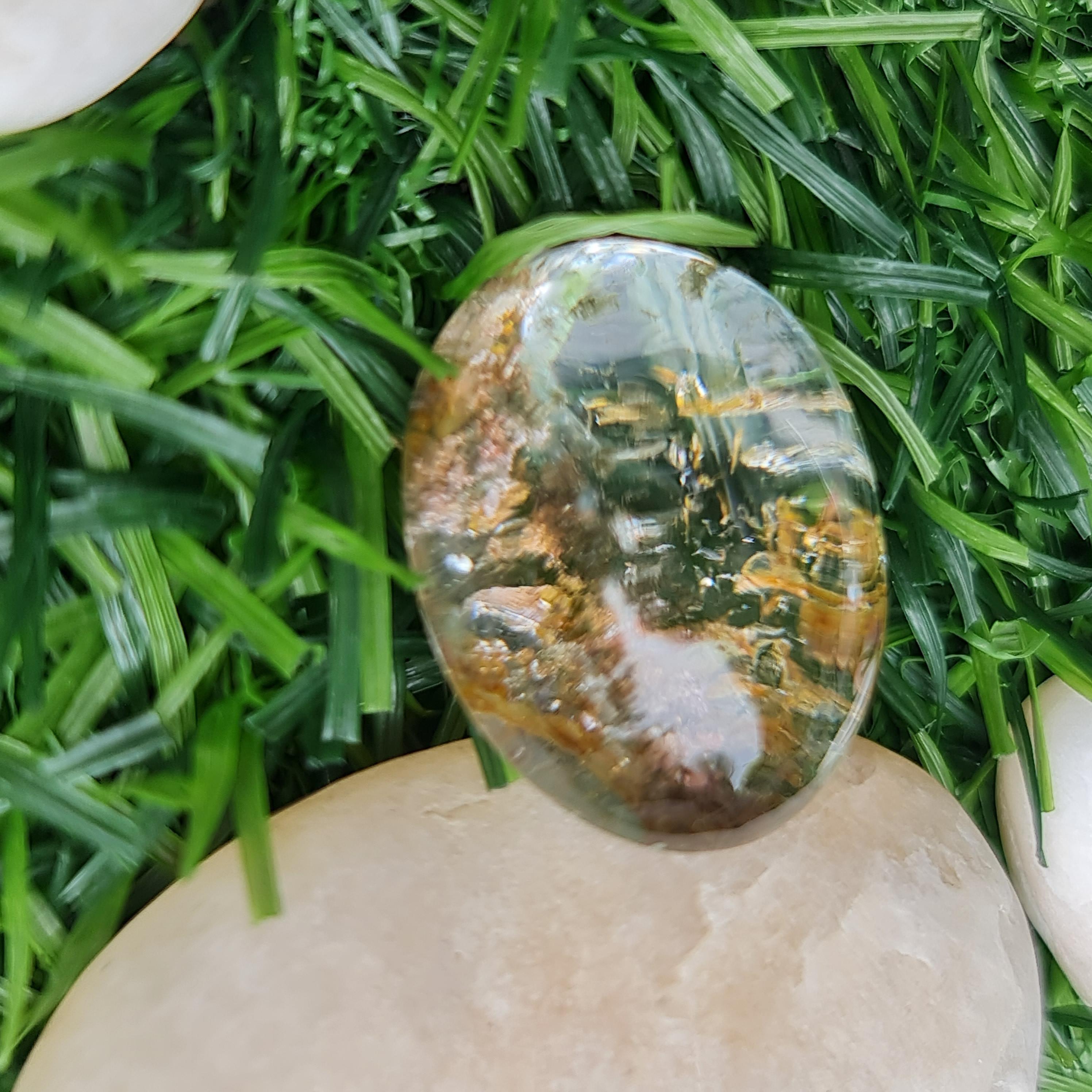โป่งข่าม ควอตซ์ Rutilated Quartz 39.49 กะรัต Cts. พลอยแท้ อัญมณีมงคลประจําวันเกิด เครื่องประดับพลอย