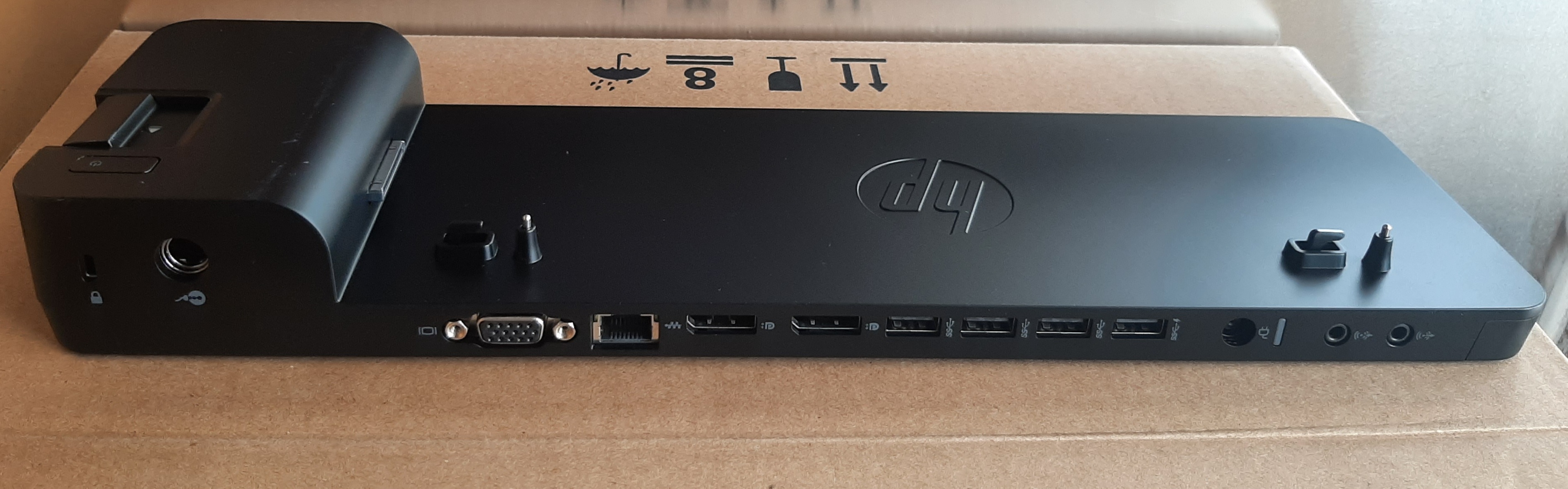 docking station มือหนึ่ง มีกล่องใหม่ HP 2013 ultraslim ค้างสต็อก ประกันร้าน 1 เดือน