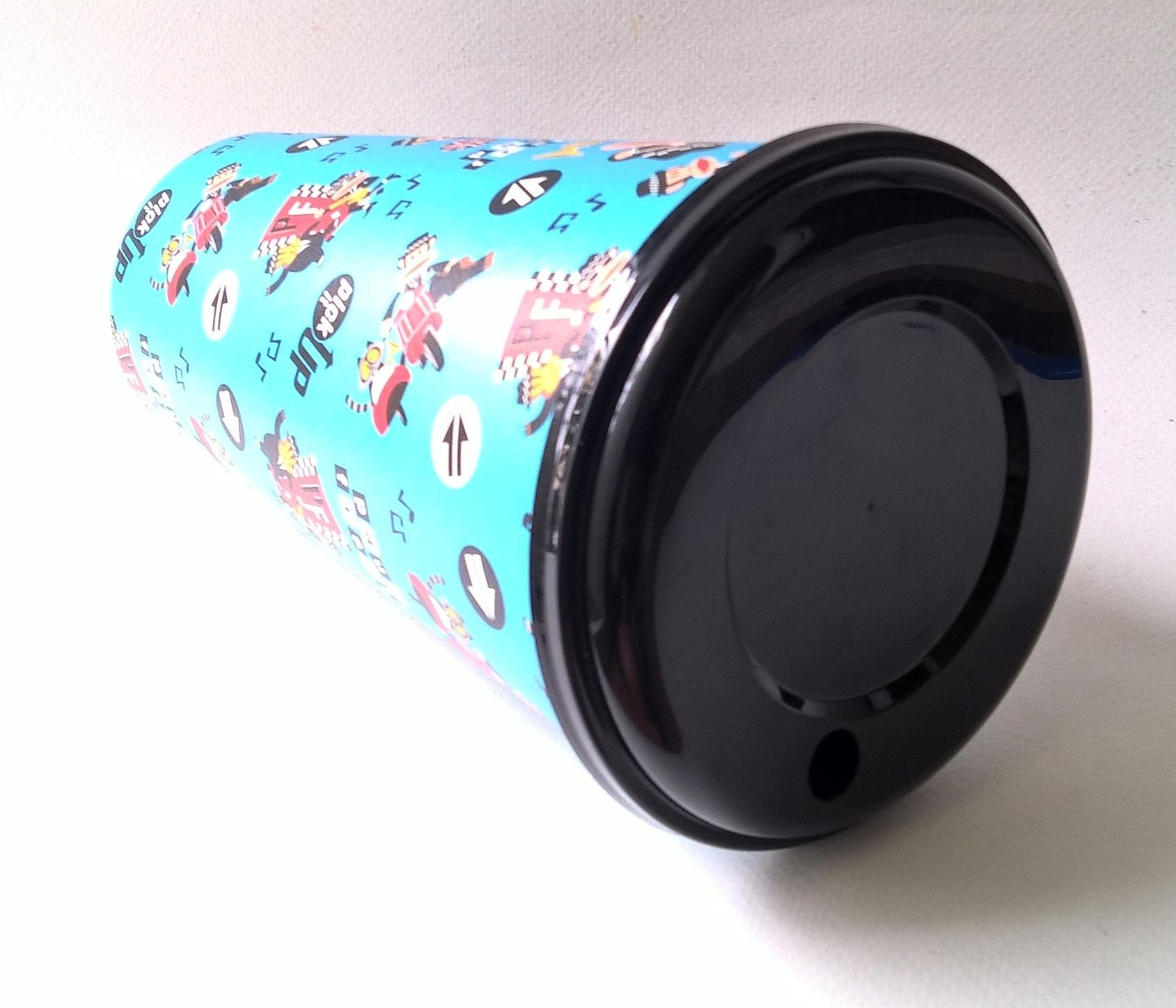 ของสะสมจากเมเจร์ ซีเนเพล็กซ์ แก้วน้ำสีฟ้าลายลิงพอลแฟร้งค์ และเพื่อน "Paul Frank & Friend" printed on the blue plastic glass, collectible item from Major Cineplex,size abt.12*19 cm.