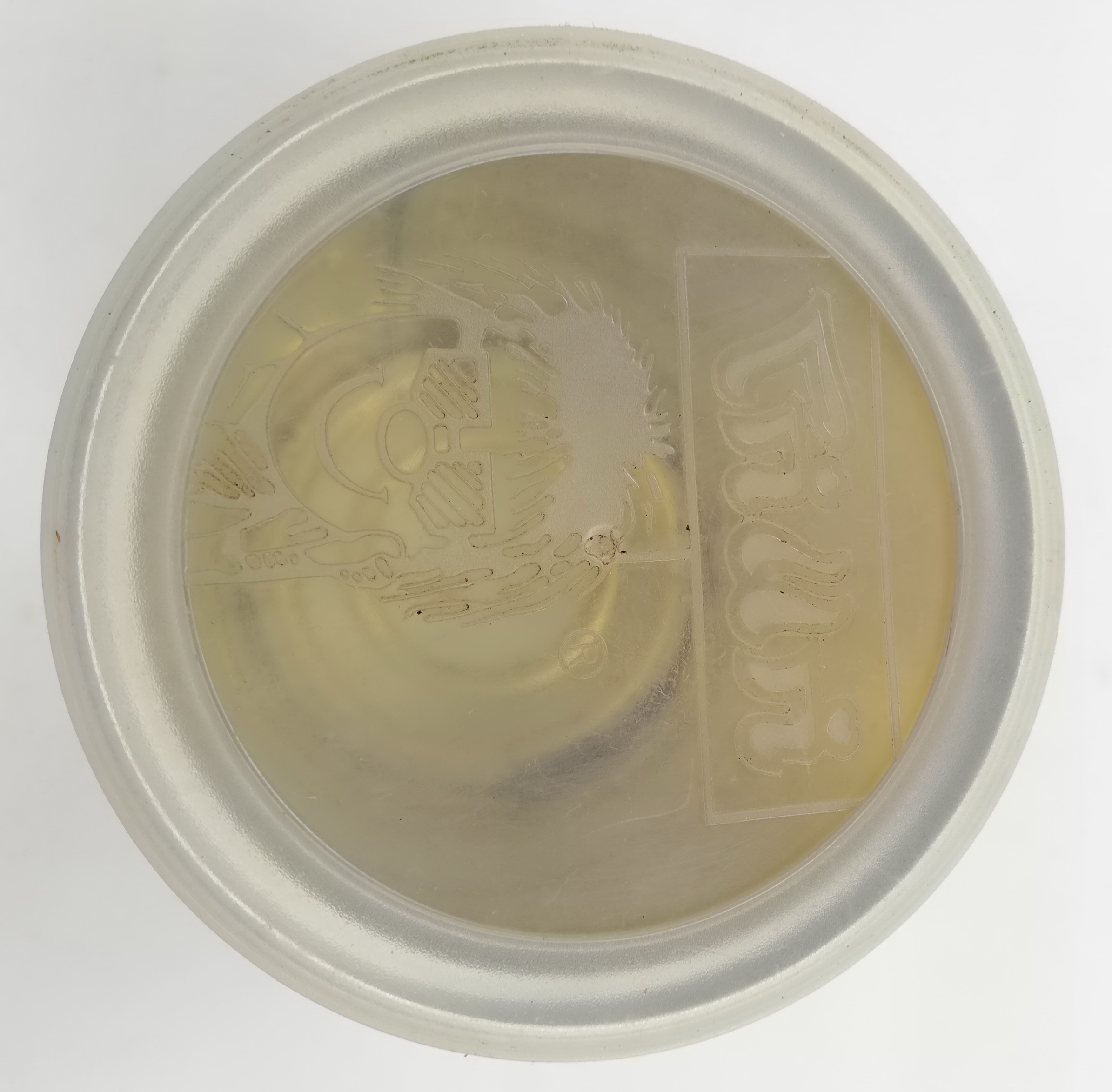 ของสะสม กล่องสังกะสี (กล่องโลหะ) กระป๋องโก๋แก่รสกาแฟแท้ กระป๋องทรงกระบอกสีกาแฟ ลายถั่ว เส้นผ่าศุนย์กลางประมาณ 2.5" ความสูงประมาณ 4"