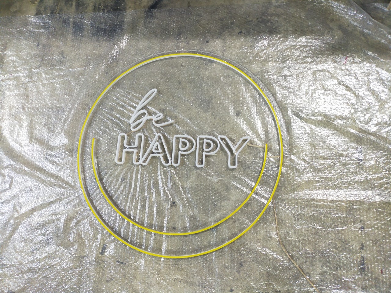 ไฟนีออน เฟค