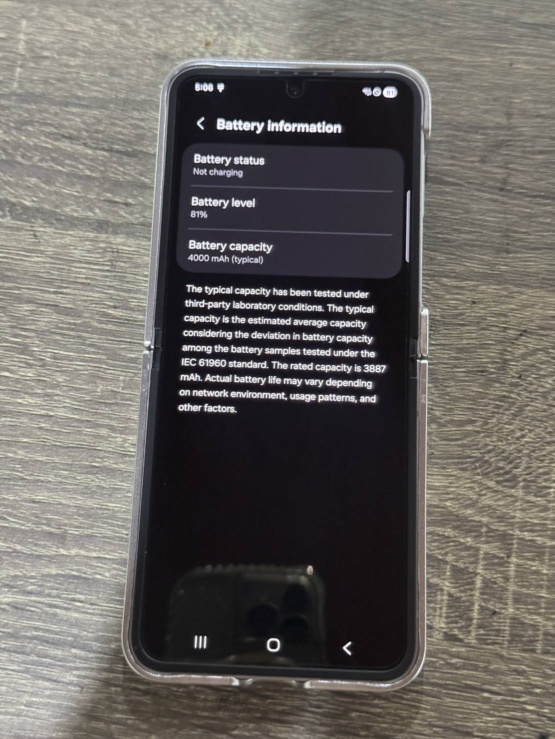 Samsung Galaxy Z Flip 6 (12GB/256GB) เครื่องสวย