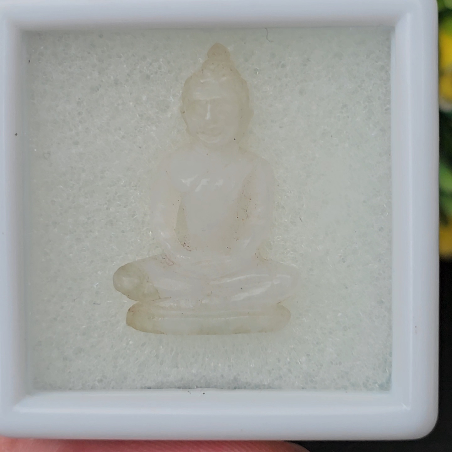 หยก แกะสลัก รูป พระ (Burmese jadeite) 16.88 กะรัต (cts.) หยก พม่า แท้