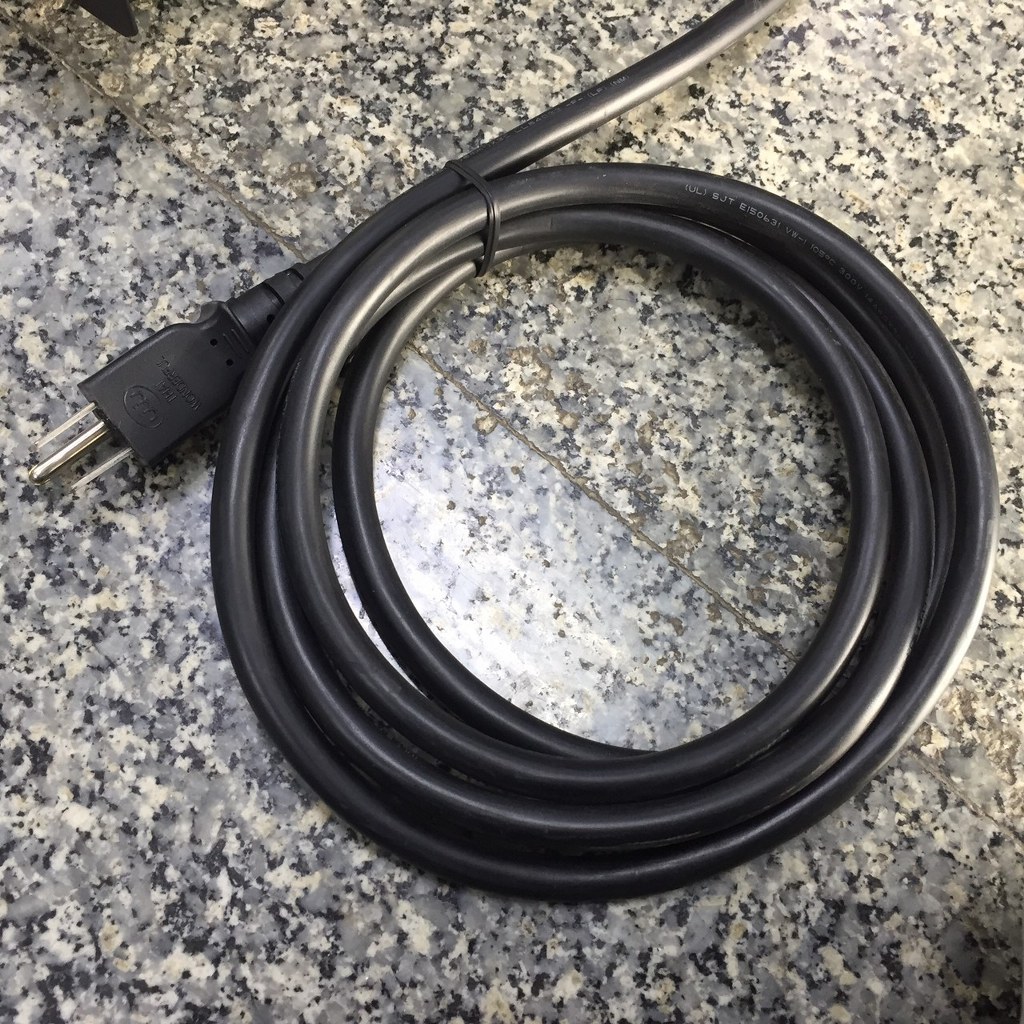 NPE C-1200 POWER AMP