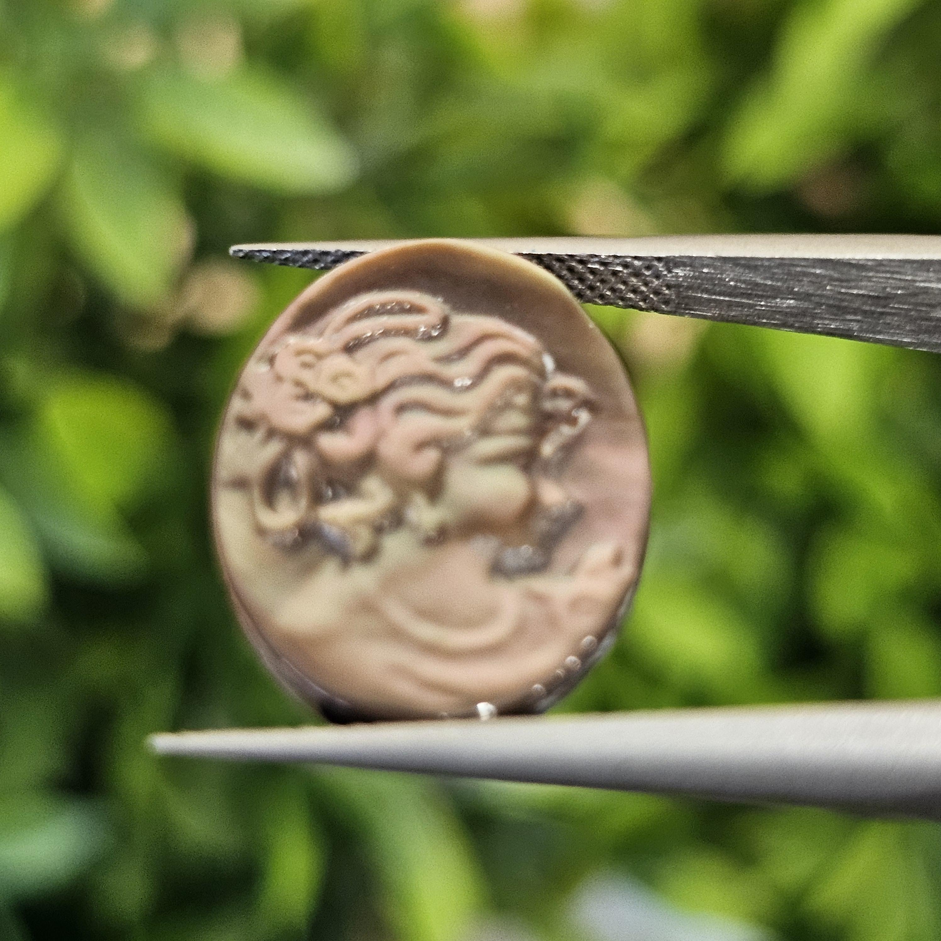 เปลือกหอยมุก แกะสลัก Pearl Shell Carved 3.34 กะรัต (Cts.)