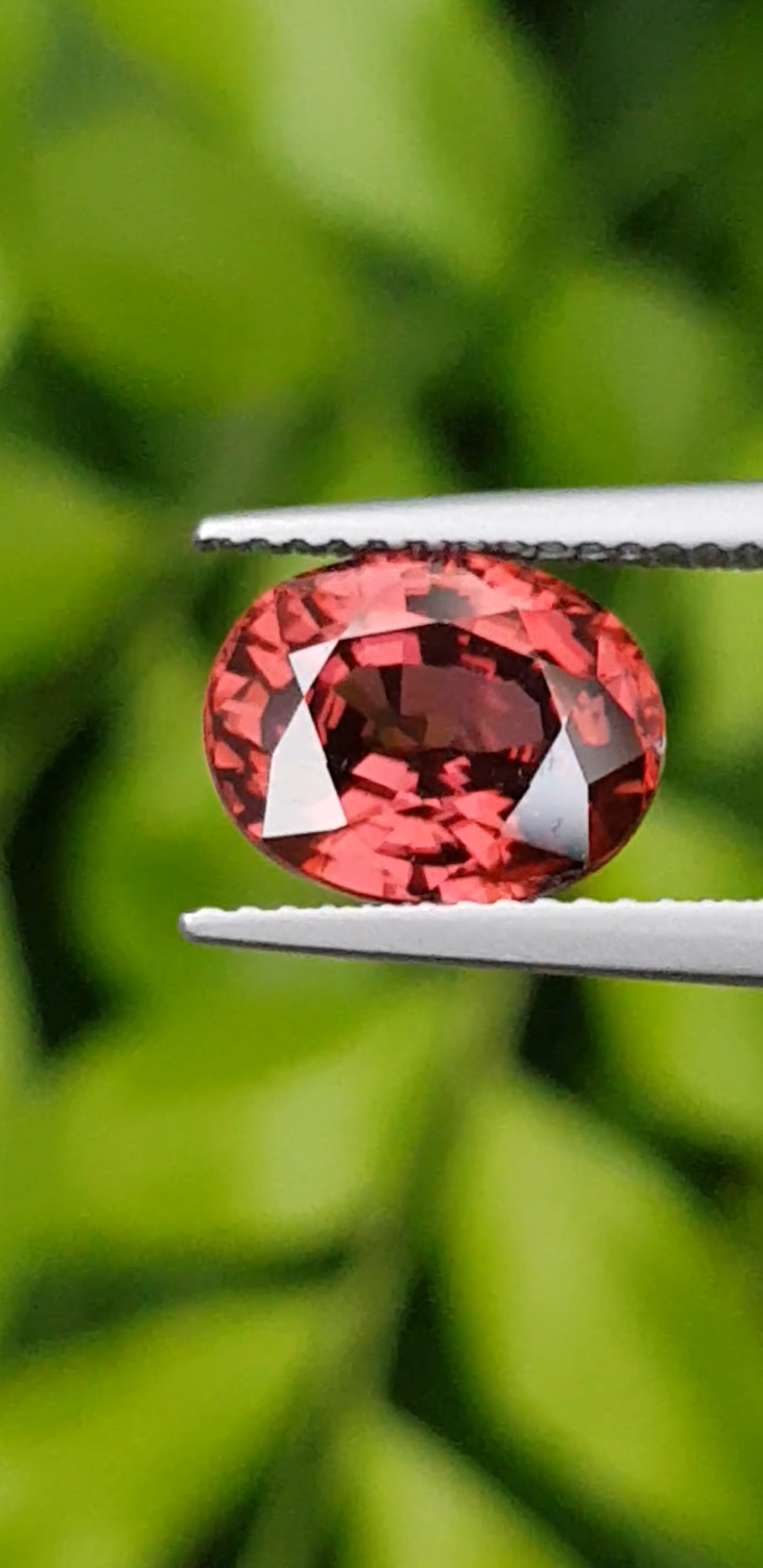 พลอย เพทาย Natural Zircon 5.20 Cts. พร้อมใบเซอร์ พลอยแท้ อัญมณีมงคลประจําวันเกิด เครื่องประดับพลอย