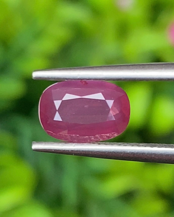 พลอย ทับทิม Ruby sapphire 1.31 กะรัต (Cts) ดิบ Unheated พลอยแท้ อัญมณีมงคลประจําวันเกิด เครื่องประดับพลอย