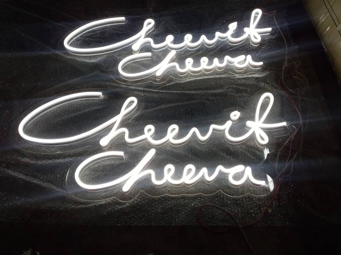 งานป้ายนีออน flex ป้ายร้านชีวิตชีวาเชียงใหม่ ติดตั้งป้ายเชียงใหม่ #ไฟนีออนดัดเชียงใหม่