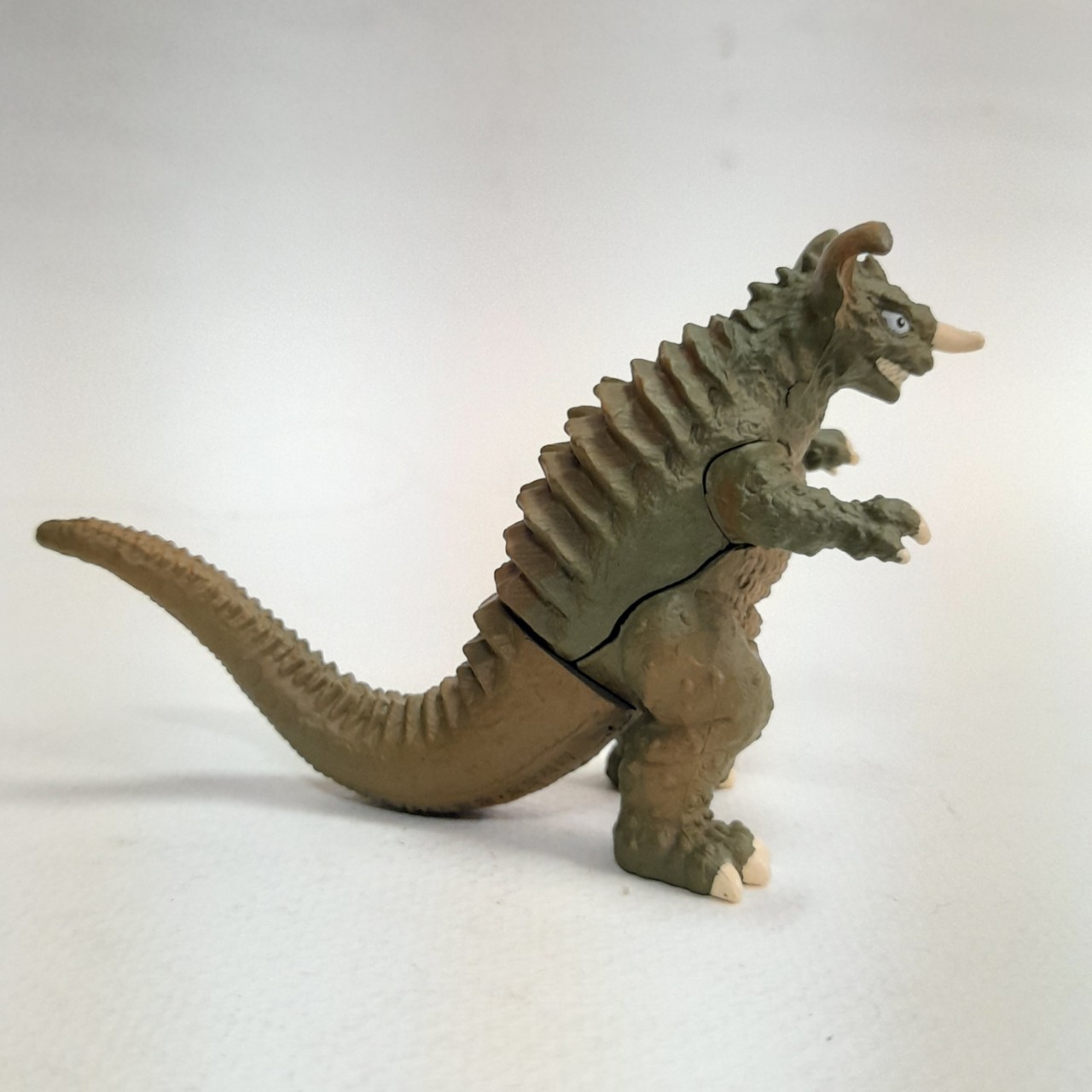 มีหลายภาพ,กาชาปอง 3 นิ้ว ขนาดตามรูป สัตว์ประหลาด บาราก้อน จาก ก๊อตซิลล่า มือสองสภาพดี