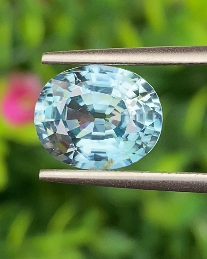 พลอย เพทาย Natural Zircon 5.16 กะรัต (Cts.) พลอยแท้อัญมณีมงคล ประจําวันเกิด เครื่องประดับพลอย