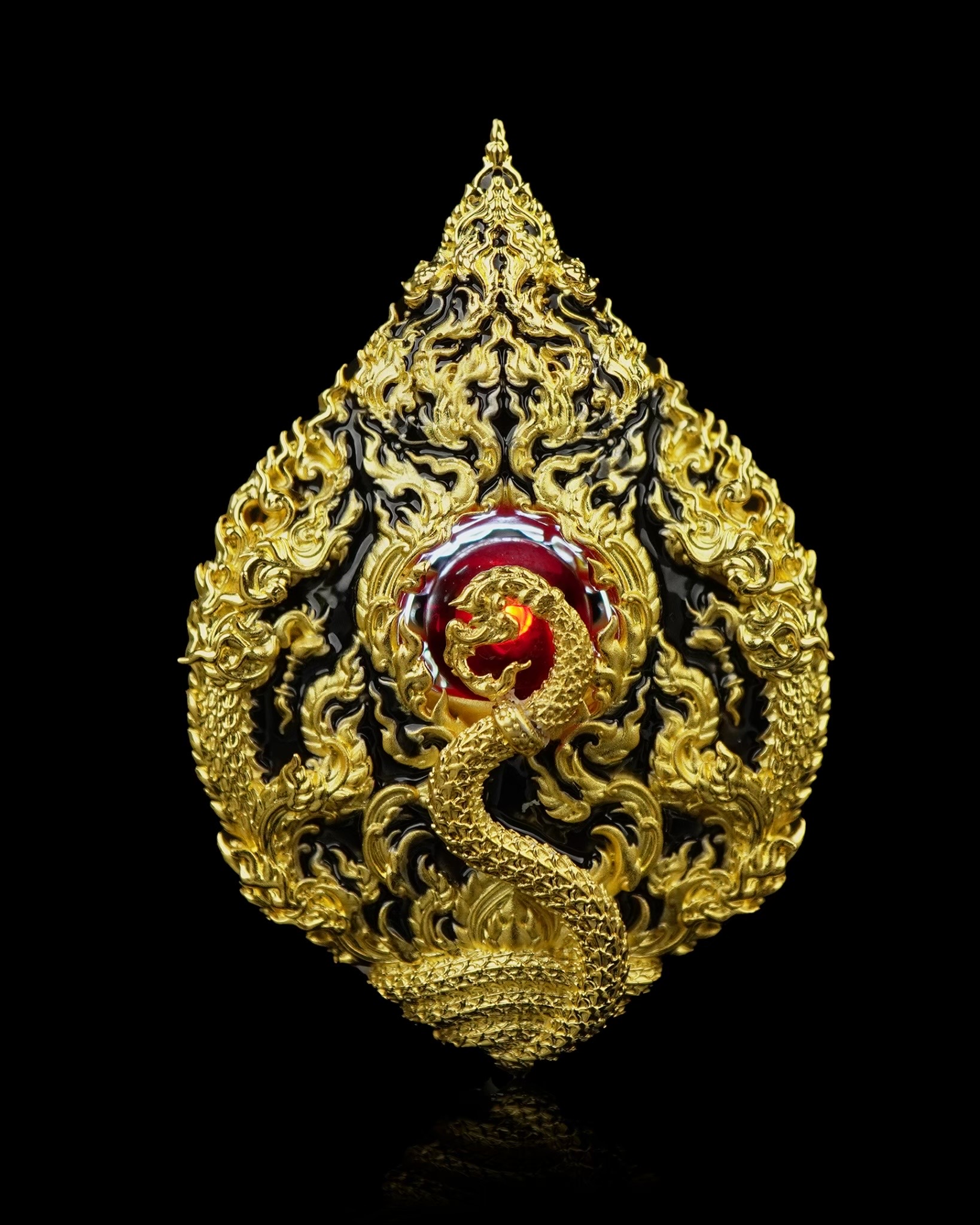 เหรียญมณีนาคราชแก้วบุญฤทธิ์ รหัส10 เนื้อบรอนซ์ชุบทอง ลงยาดำ