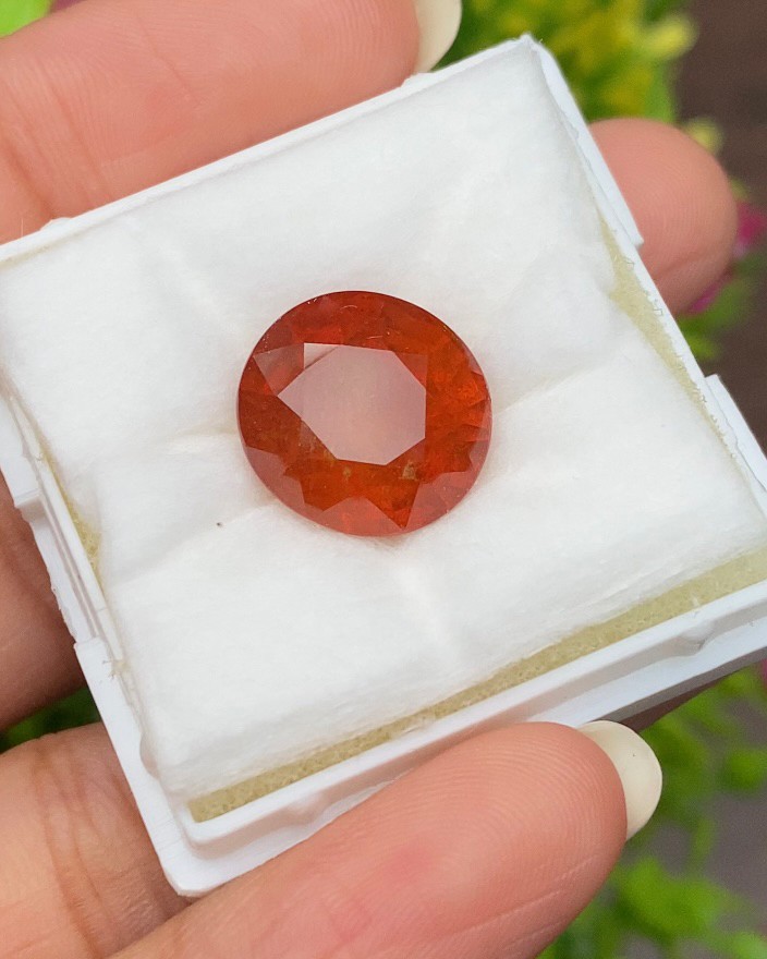 พลอย ออเรนจ์ แซฟไฟร์ สีส้ม Orange Sapphire 14.75กะรัต (Cts.) พลอยแท้ อัญมณีมงคลประจําวันเกิด เครื่องประดับพลอย