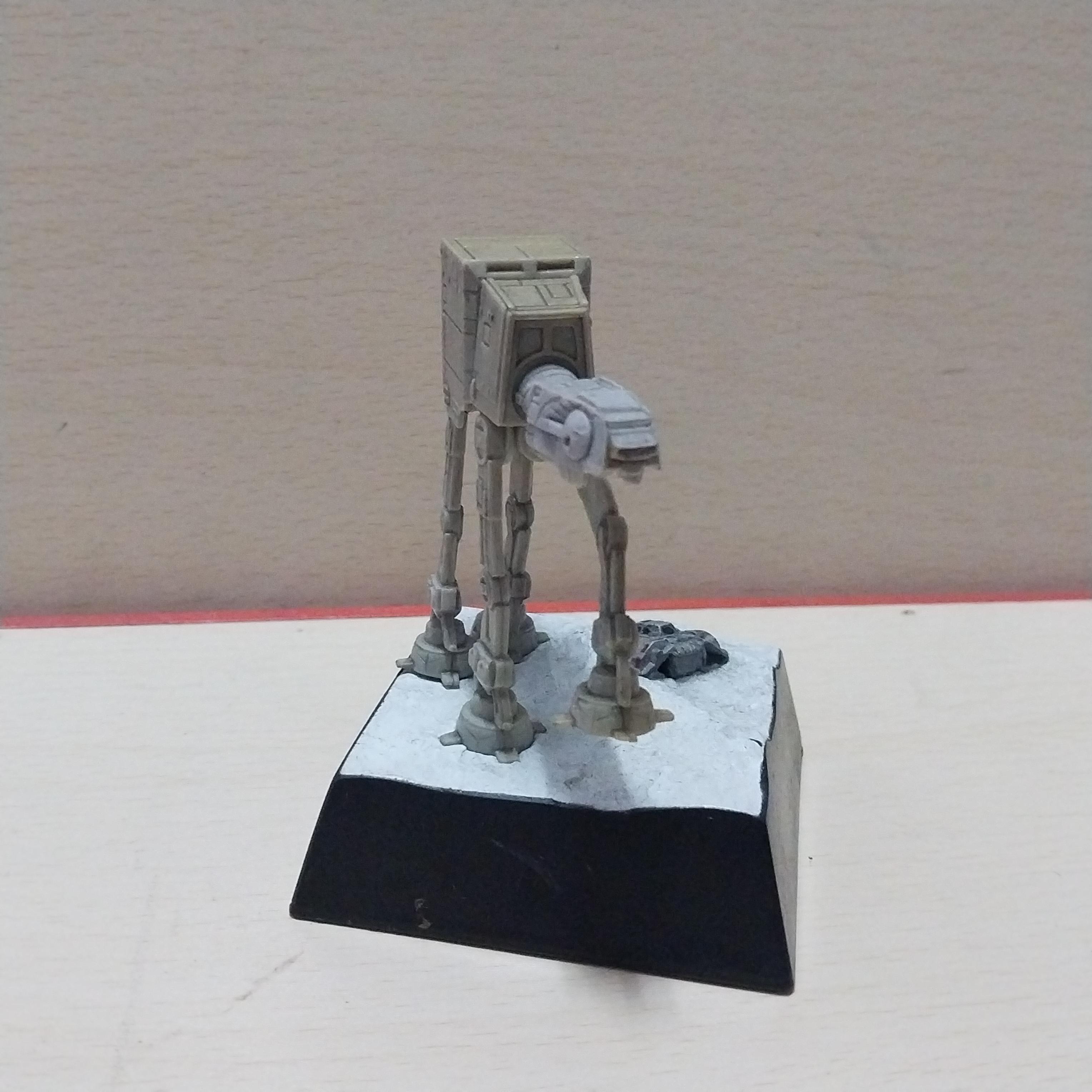 มีหลายภาพ, ของสะสม หุ่น at at Walker จาก Star Wars พร้อมฐาน ขนาดตามภาพ