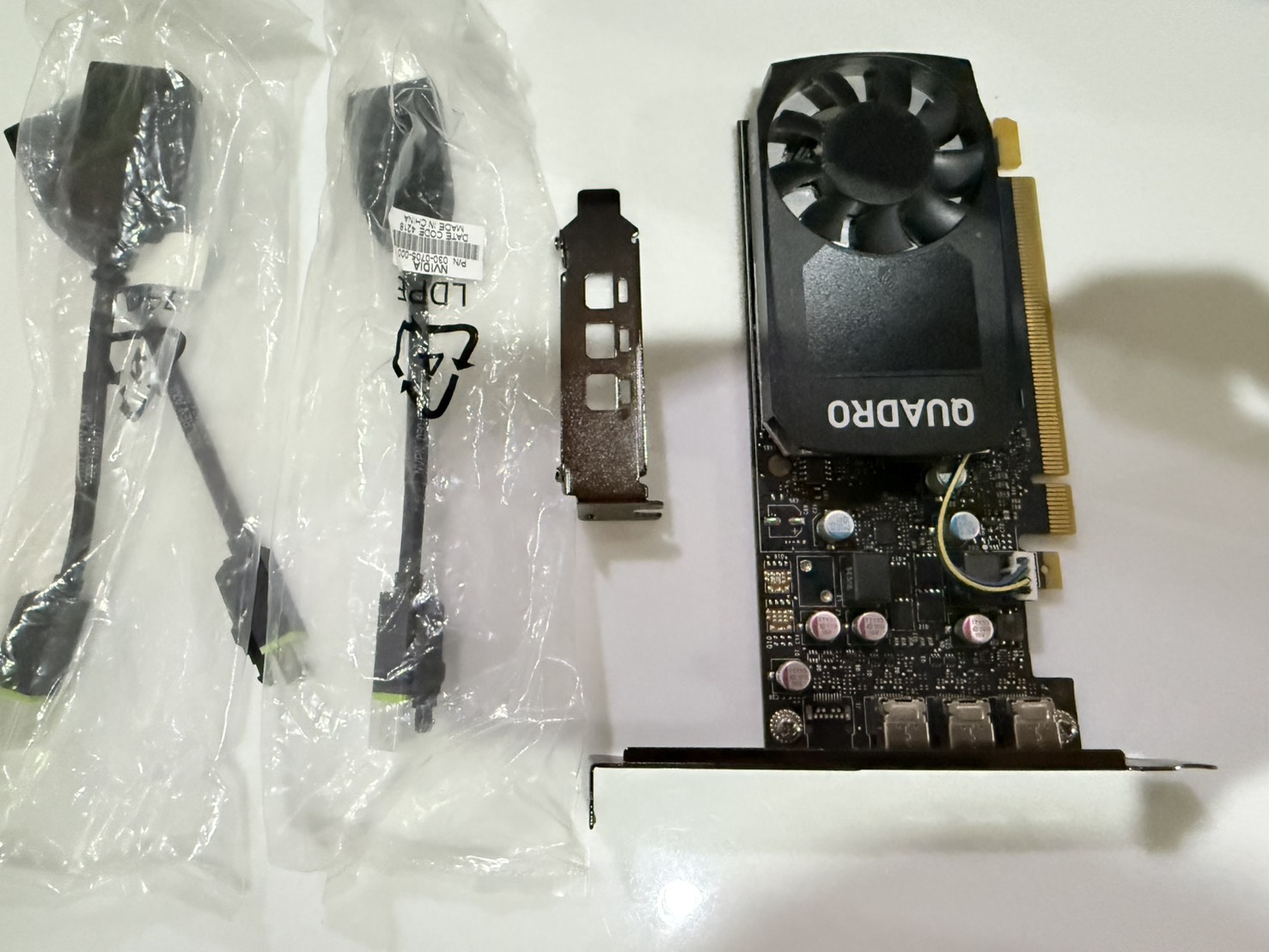 Nvidia Quadro P400 2GB GDDR5 มีกล่อง