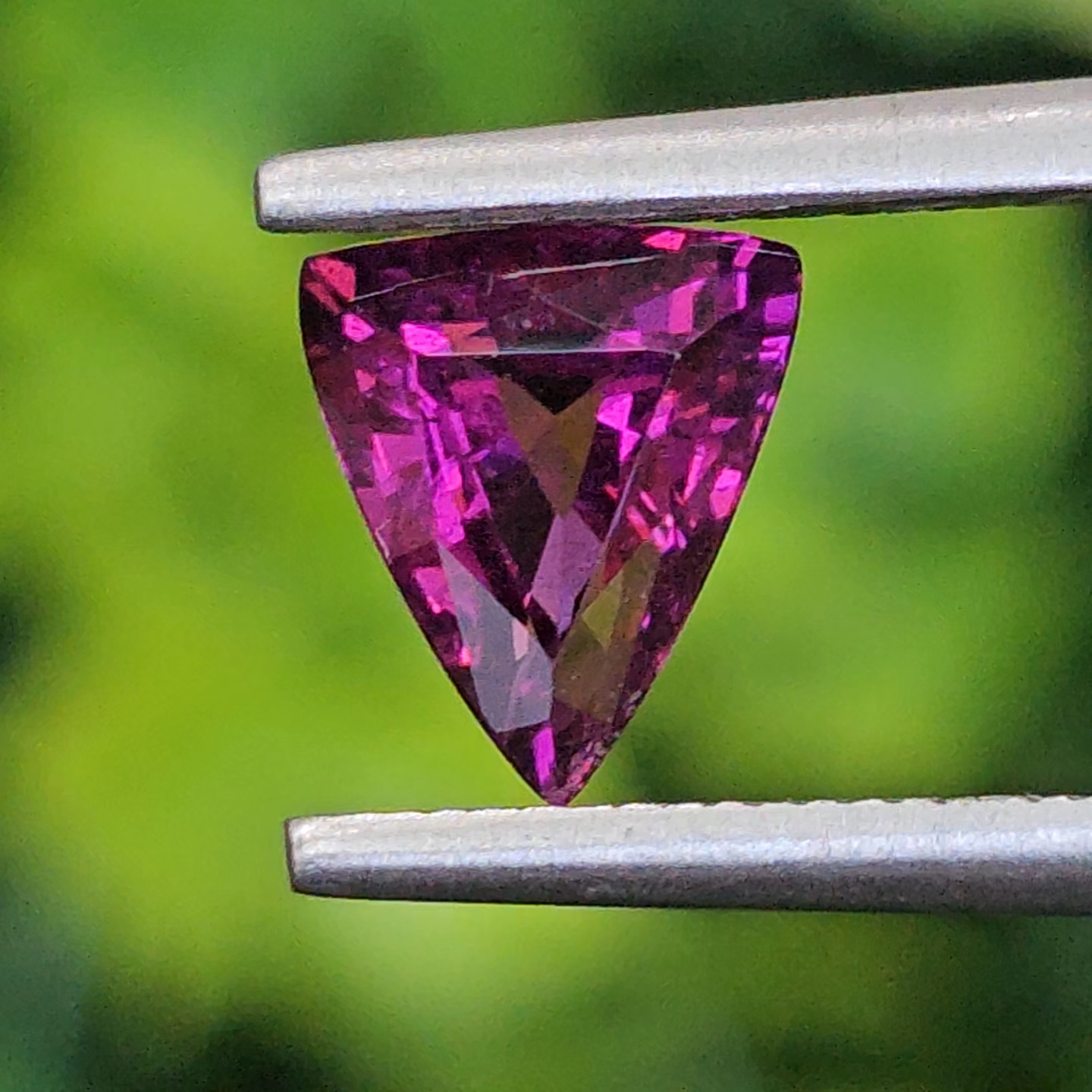 พลอย อุมบาไลต์ การ์เน็ต Umbalite Garnet 1.16 กะรัต (Cts.) ดิบ Unheated ลอยแท้ อัญมณีมงคลประจําวันเกิด เครื่องประดับพลอย