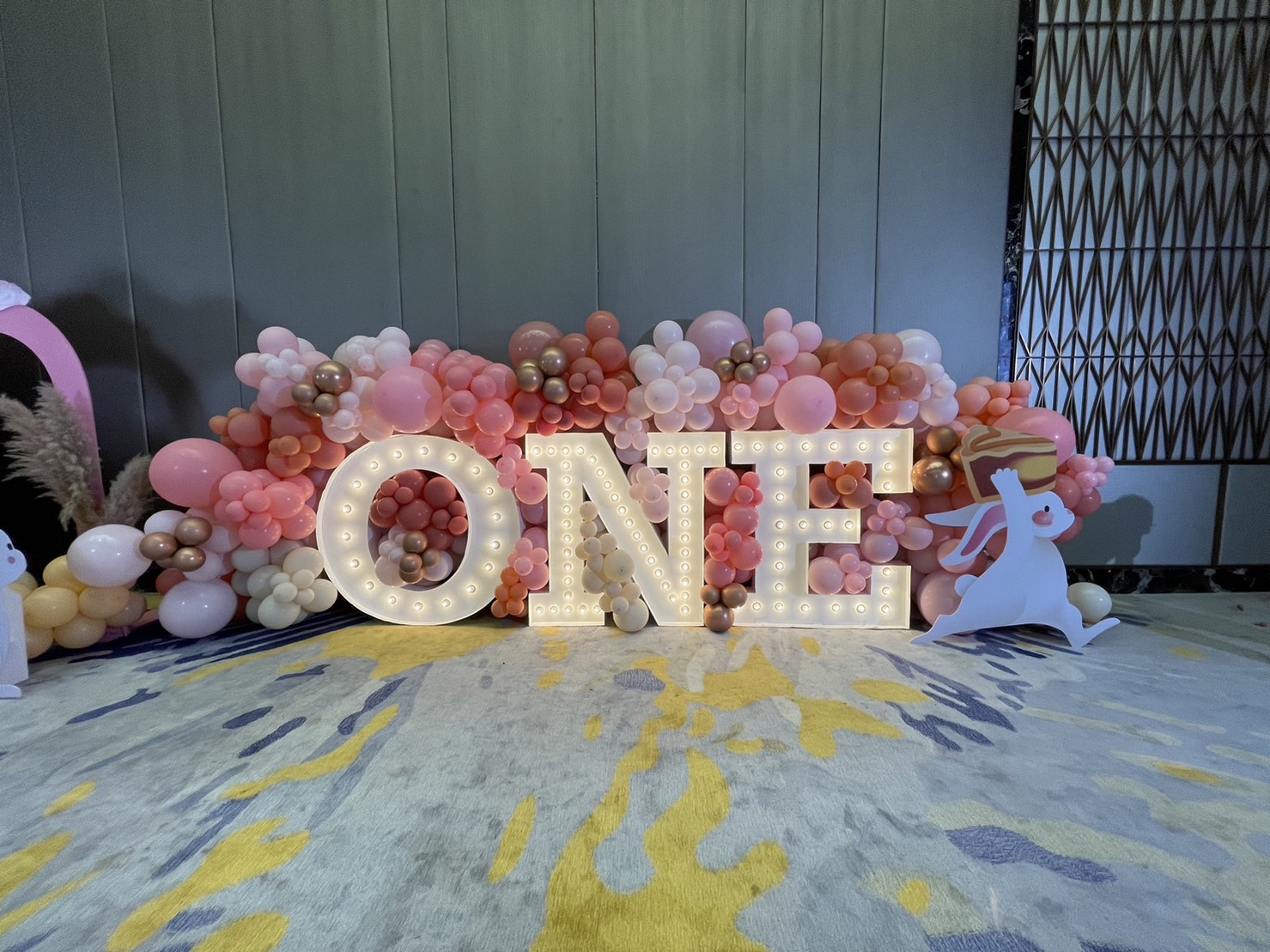 ป้ายเช่าอักษรไฟปิงปอง ตัวอักษรสูง 120 cm.