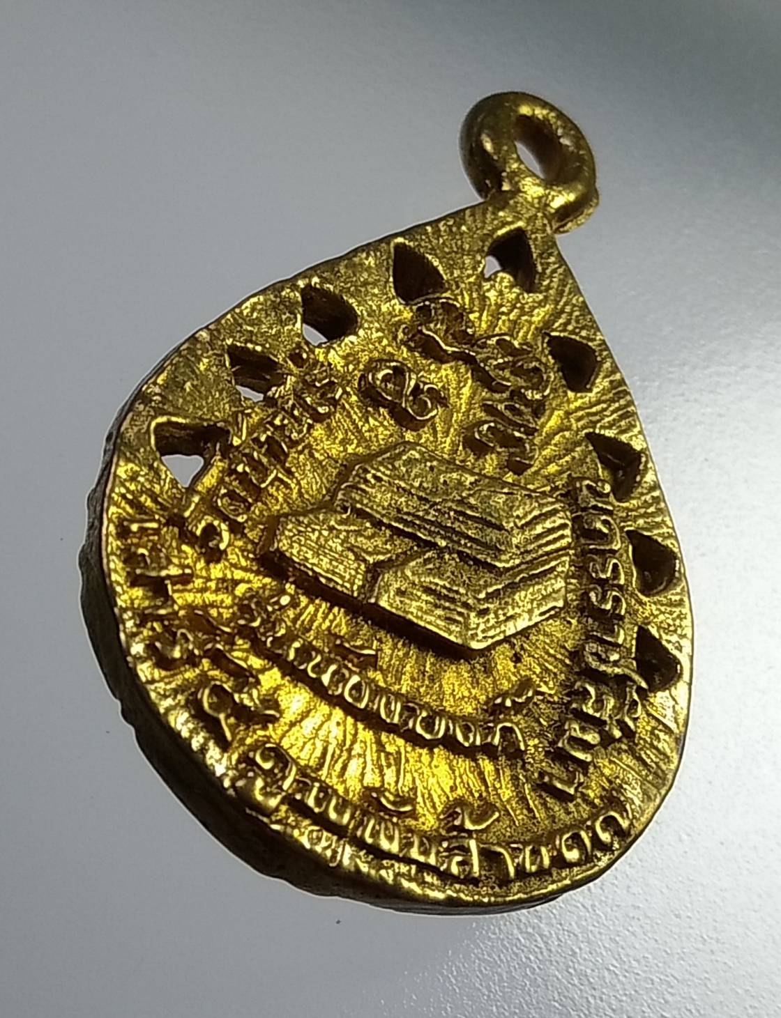 A934 หลวงพ่อคูณ รุ่นนับแบงค์ เสาร์ 5 คูณพันล้าน ปี 2537