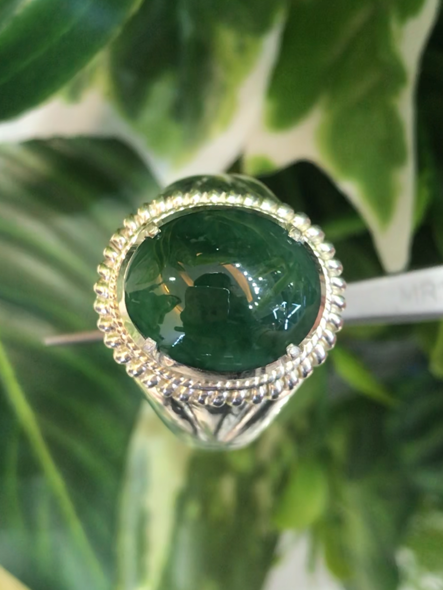 หยก พม่า แท้ Jade แหวนหยก (Jadeite ring) (Size) 56 ดิบ ไม่ผ่านการปรับปรุง (Type A) พม่า (Myanmar)