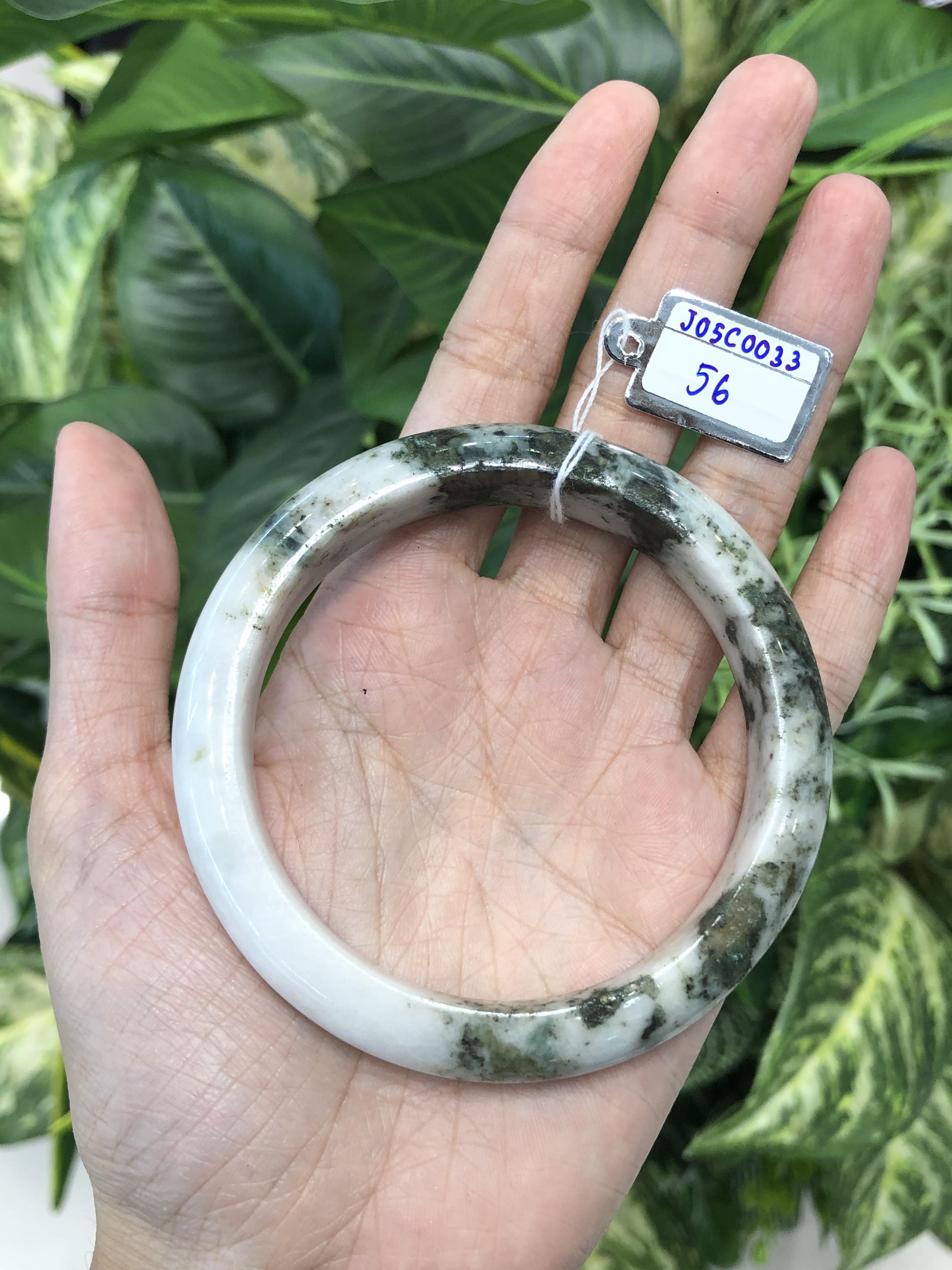 หยก พม่า แท้ Jade กำไลหยก 56 มม (Jade bracelet) พม่า (Myanmar)