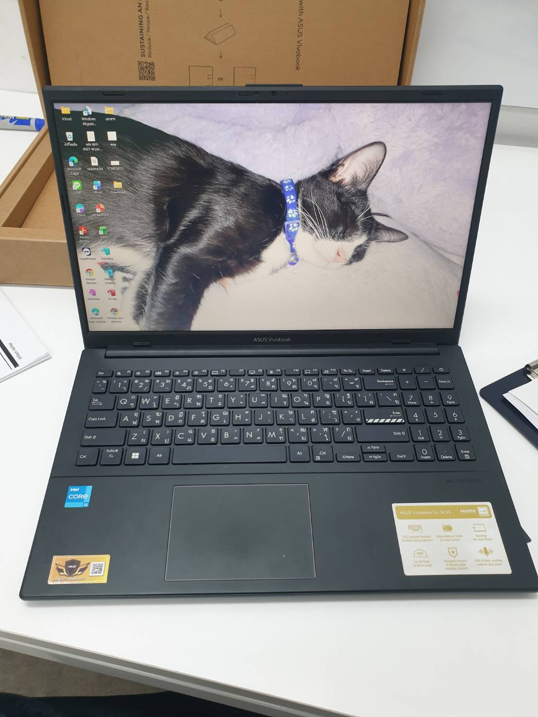 Asus Vivibook Notebook i3 gen12 i3-N305 Ram 8GB m.2 512 ใหม่มากมีกล่องมีประกัน