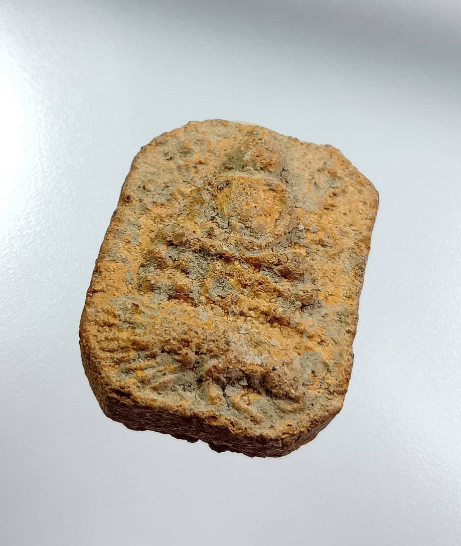 ผ3378 หลวงพ่อปาน วัดบางนมโค พระพิมพ์ทรงเม่น ไม่ทราบที่