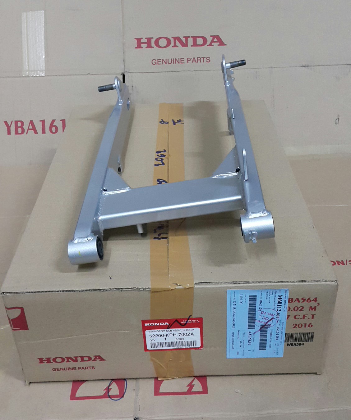 สวิงอาร์มหลัง เวฟ125T,C (ไฟเลี้ยวบังลม)