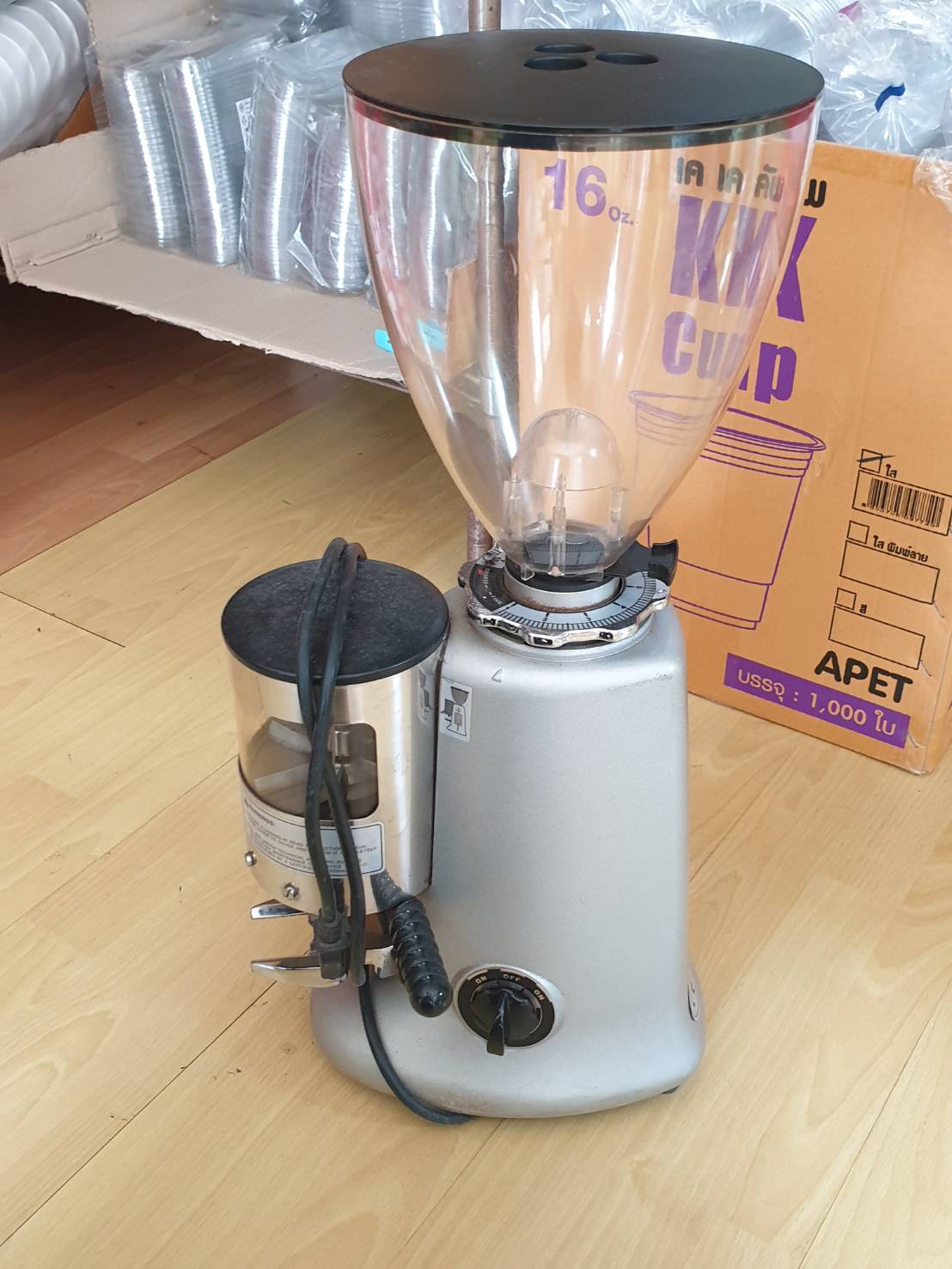 เครื่องบดกาแฟ HC600