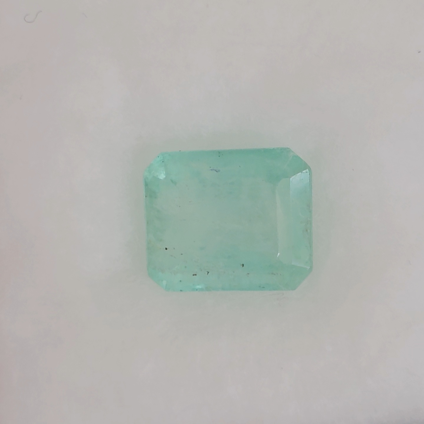 พลอย มรกต โคลัมเบีย Colombian Emerald 6.23 กะรัต (Cts.) พร้อมใบเซอร์ พลอยแท้ อัญมณีมงคลประจําวันเกิด เครื่องประดับพลอย