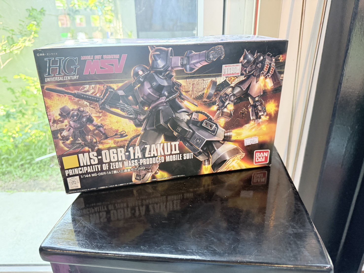 Bandai HGUC 1/144 MS-06R-1A Zaku II Principality Of Zeon Mass Productive MoBile Suit
