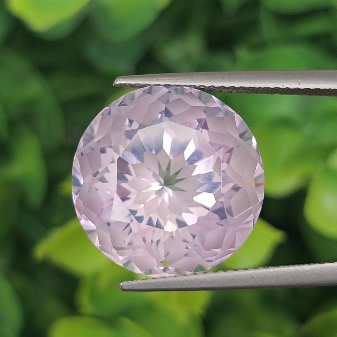 พลอย ลาเวนเดอร์ ควอตซ์ Lavender Quartz 27.72 กะรัต (Cts.) พลอยแท้ อัญมณีมงคลประจําวันเกิด เครื่องประดับพลอย