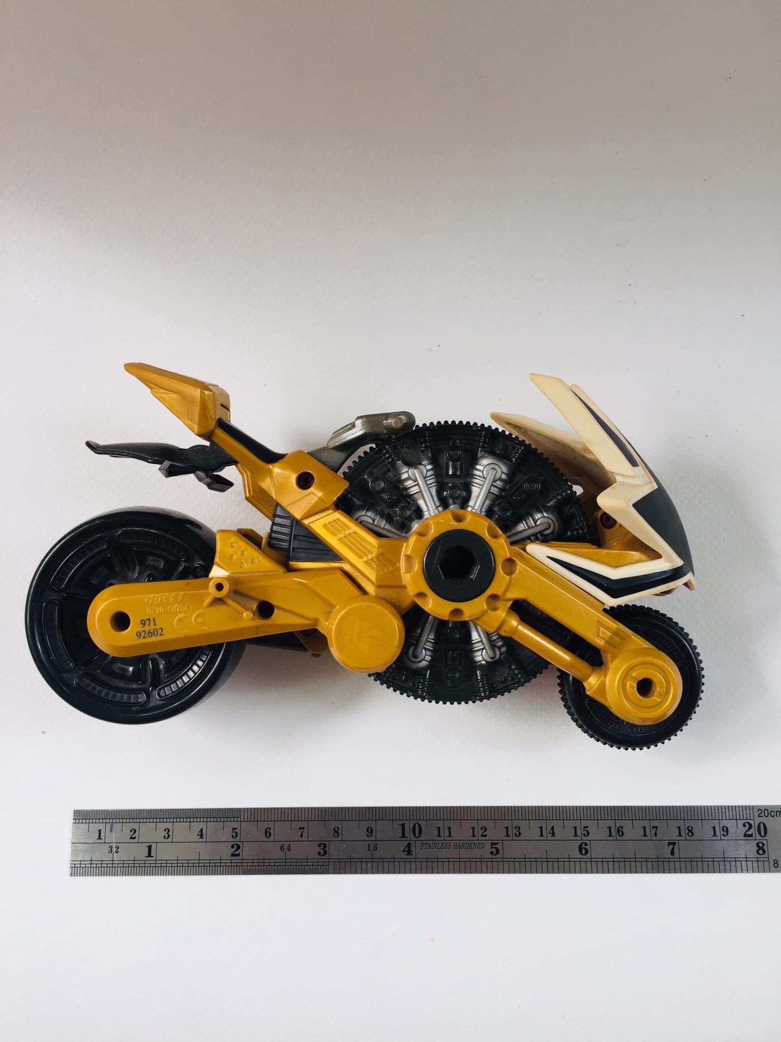 มอเตอร์ไซค์ เพาเวอร์เรนเจอร์ ชุดนินจาสตรอม เยลโล่ โมโตไซเคิล มือสองสภาพดี มีรอยบ้าง ***มีเฉพาะรถของมีตามภาพ ขนาดตามรูป