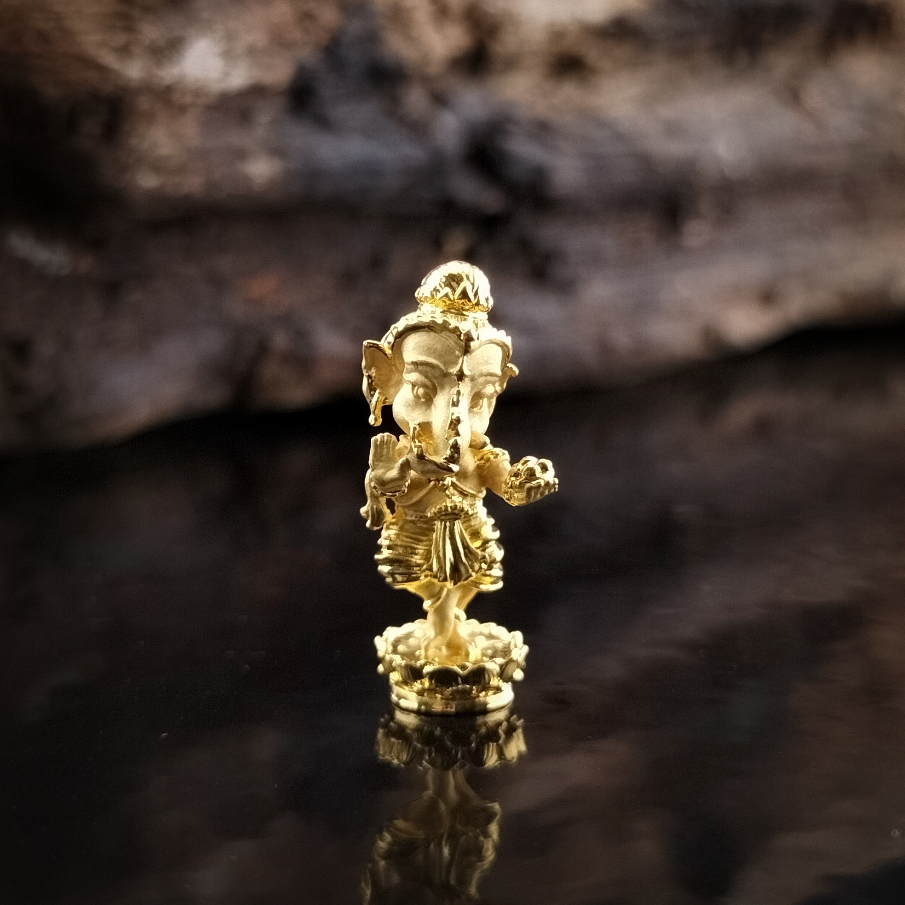 พระพิฆเนศน้อย คเณศนาฏย รหัส 7.2 เนื้อบรอนซ์ชุบทอง