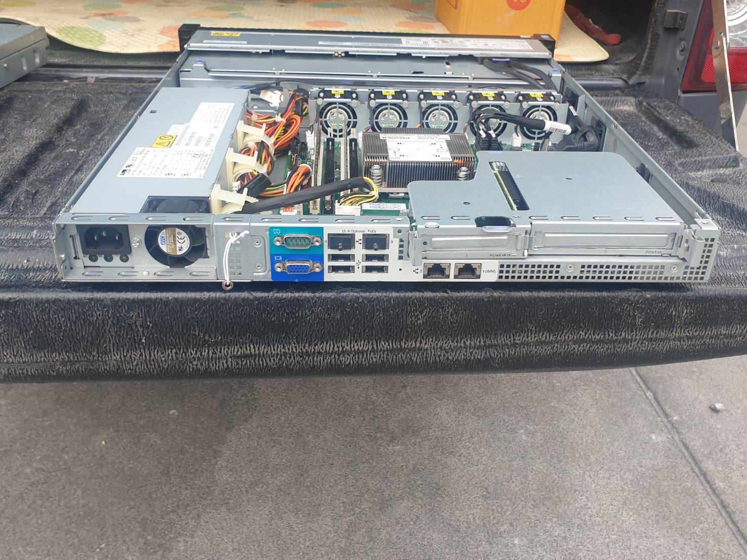 Server IBM X3250 M5 E3-1270v3 Ram 16GB HDD 1 TB x2 เซิฟเวอร์มือสองพร้อมใช้งาน