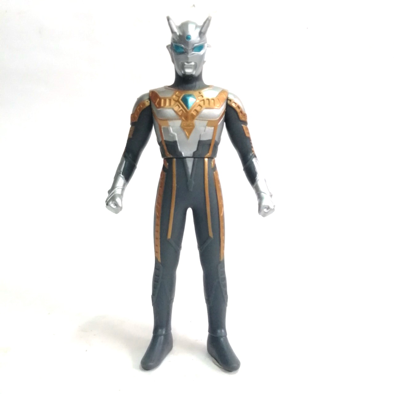 ซอฟ 5 - 5.5 นิ้ว ขนาดตามรูป อุลตร้าแมนซีโร่ ร่างไชนิ่ง สปาร์คดอลล์ ไม่มีสติ๊กเกอร์ สภาพดี มีรอยบ้าง